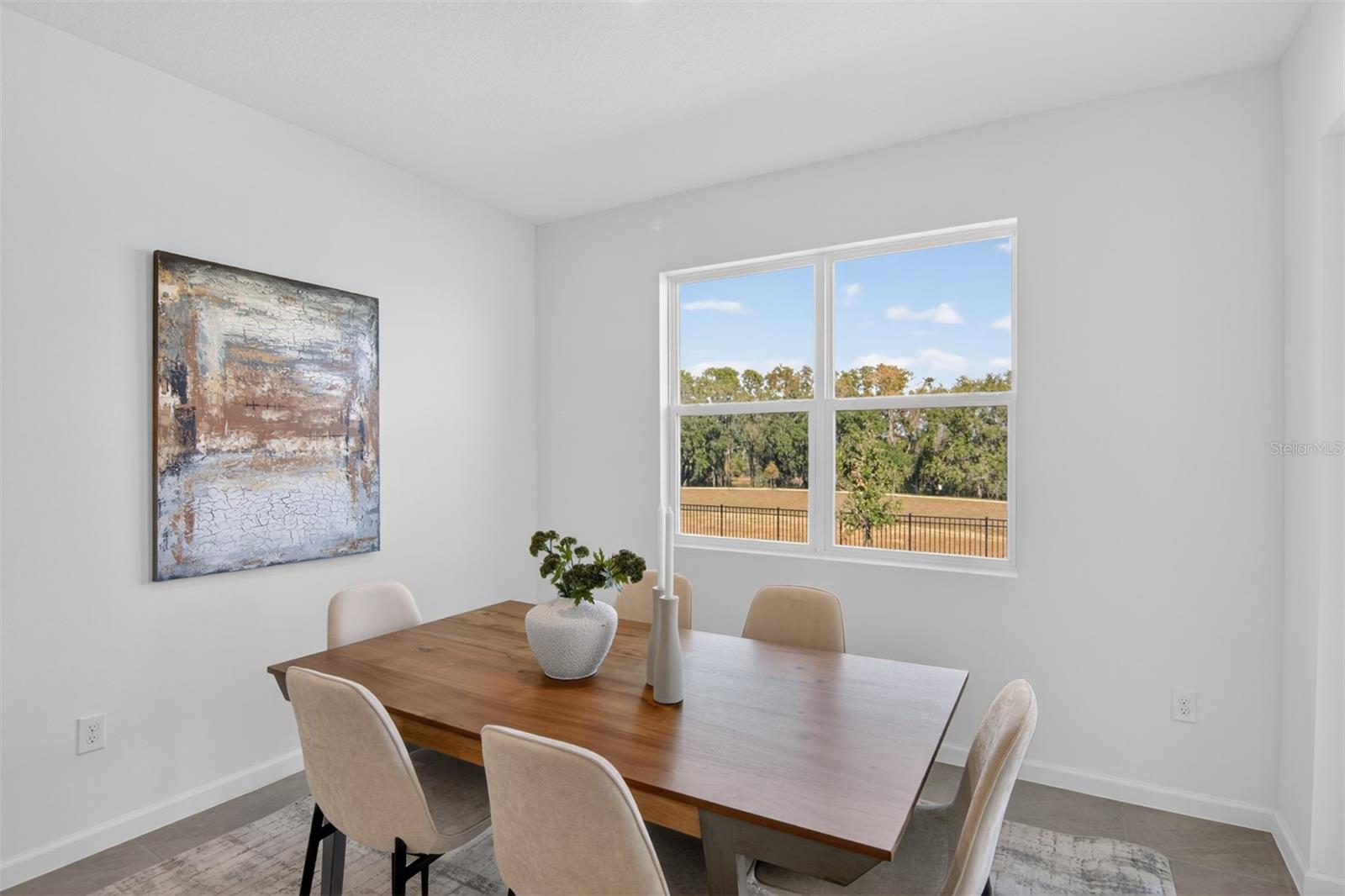 Image 9 of 12 For 304 Free Range Drive