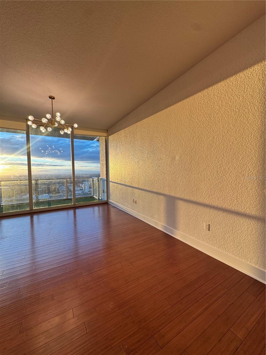 Image 18 of 40 For 150 Robinson Street 3206