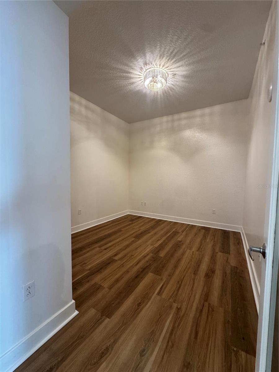 Image 20 of 40 For 150 Robinson Street 3206