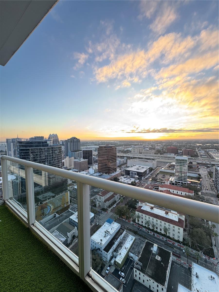 Image 29 of 40 For 150 Robinson Street 3206