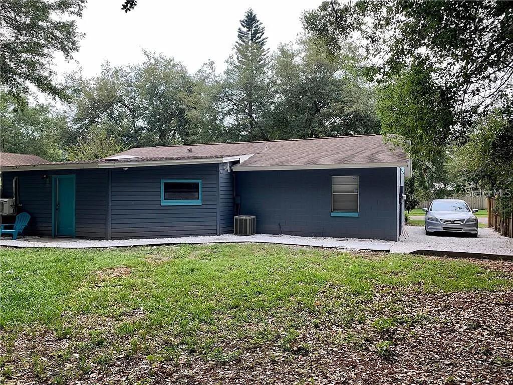 Image 3 of 11 For 899 Rich Drive