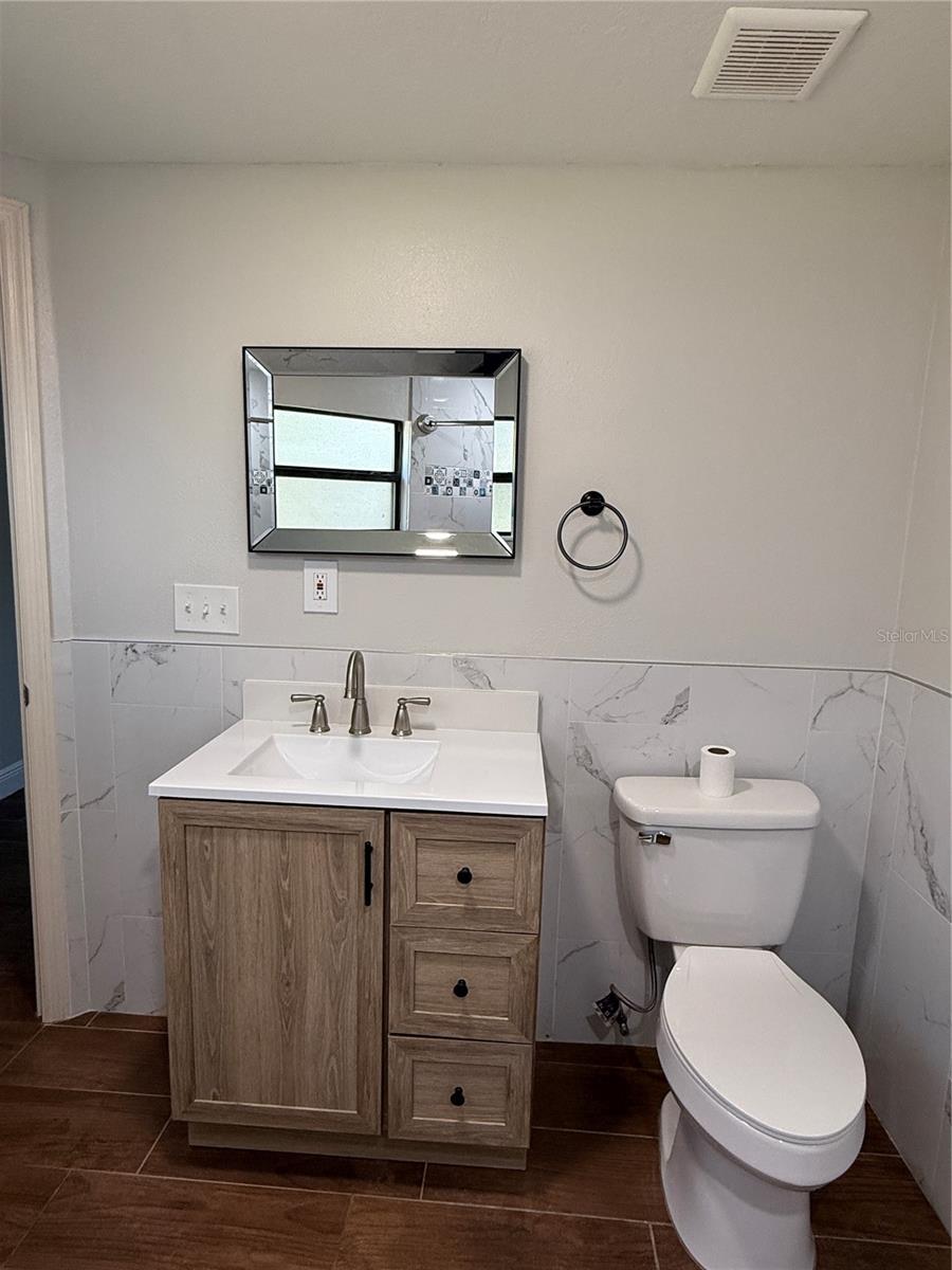 Image 9 of 11 For 899 Rich Drive