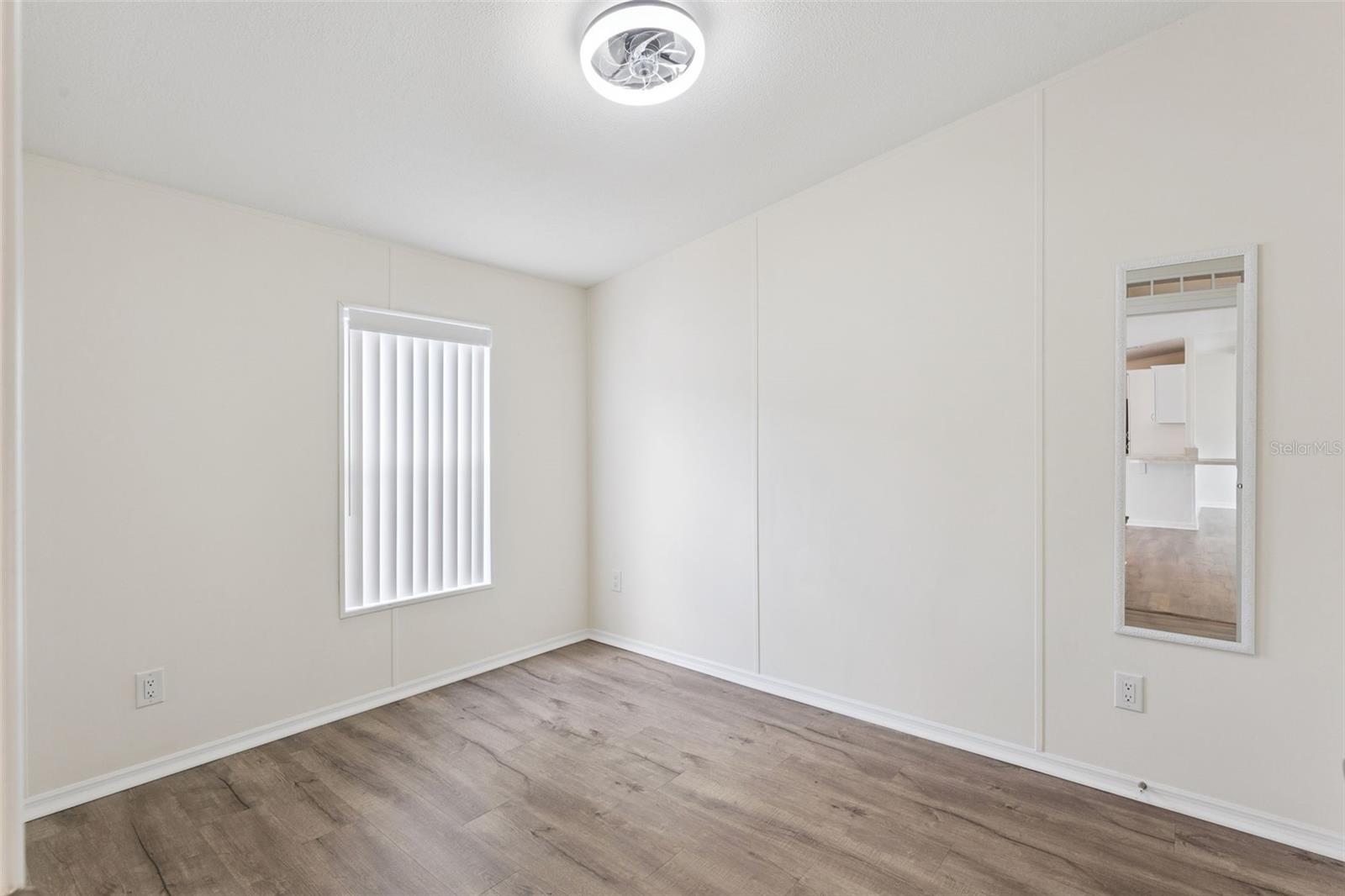 Image 19 of 39 For 175 Coleman Street