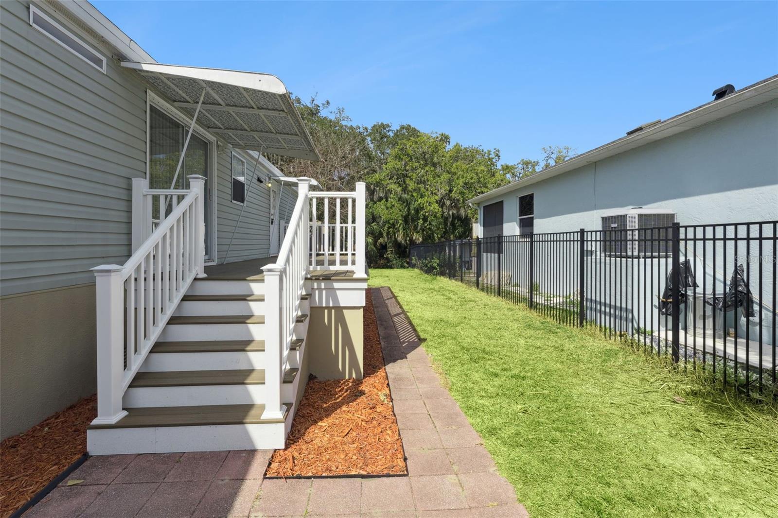 Image 3 of 39 For 175 Coleman Street