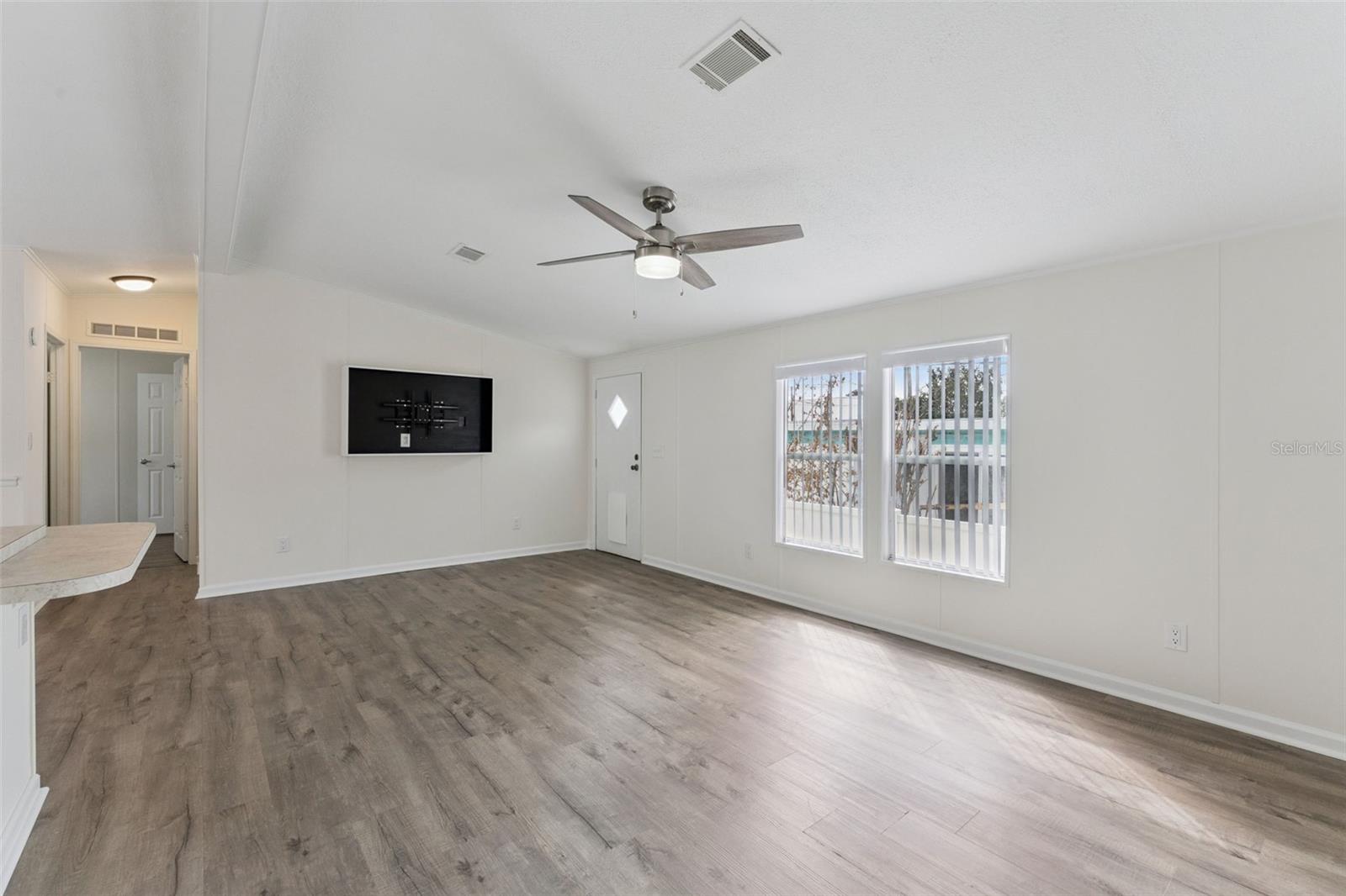 Image 8 of 39 For 175 Coleman Street