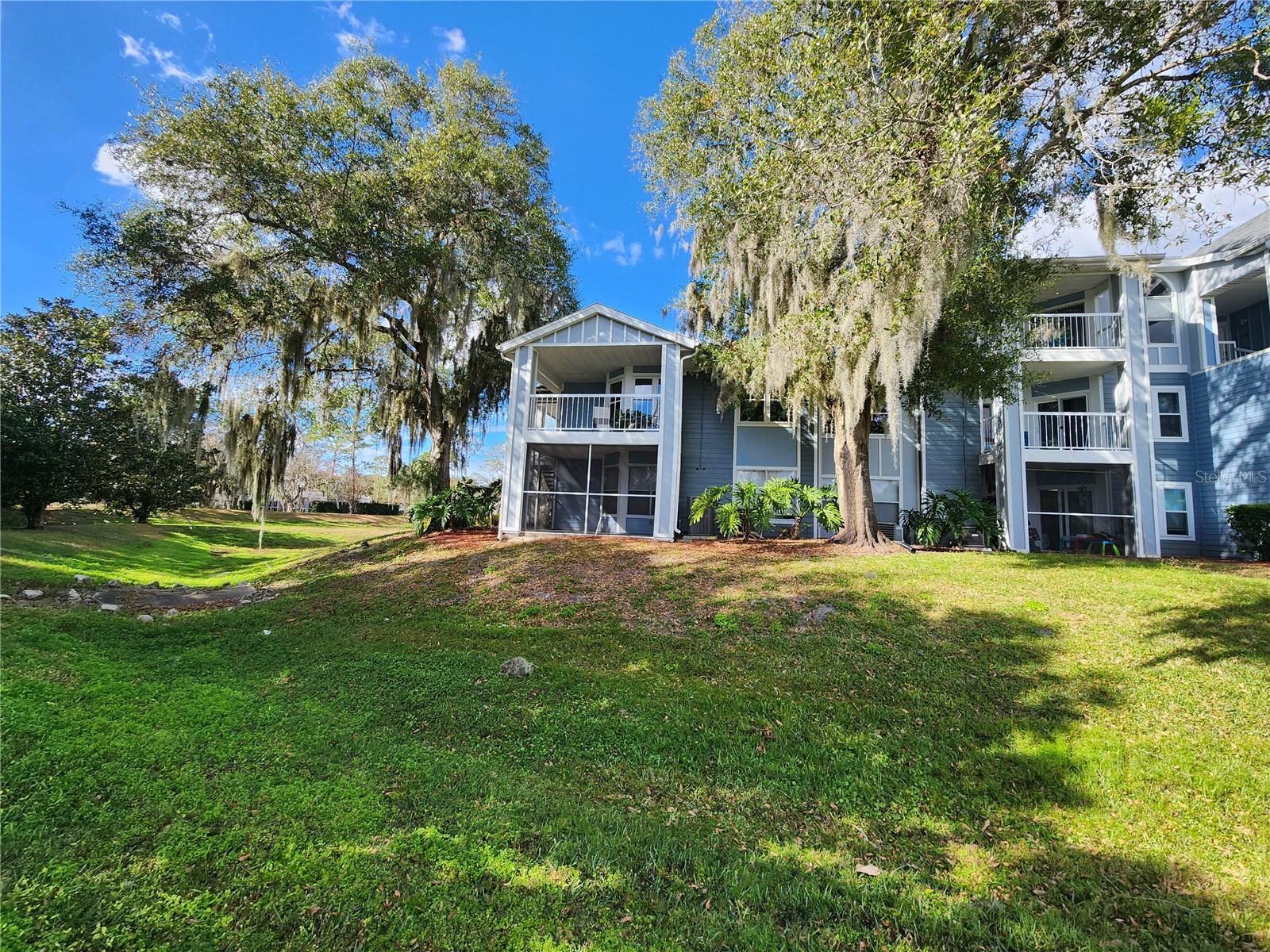 Image 4 of 27 For 2612 Grassy Point Unit 114 Drive 114