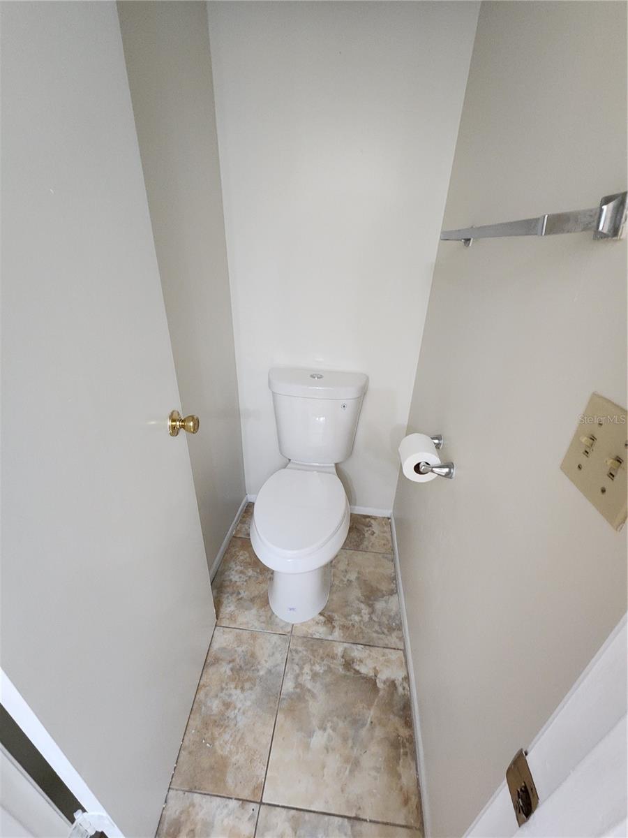 Image 9 of 27 For 2612 Grassy Point Unit 114 Drive 114