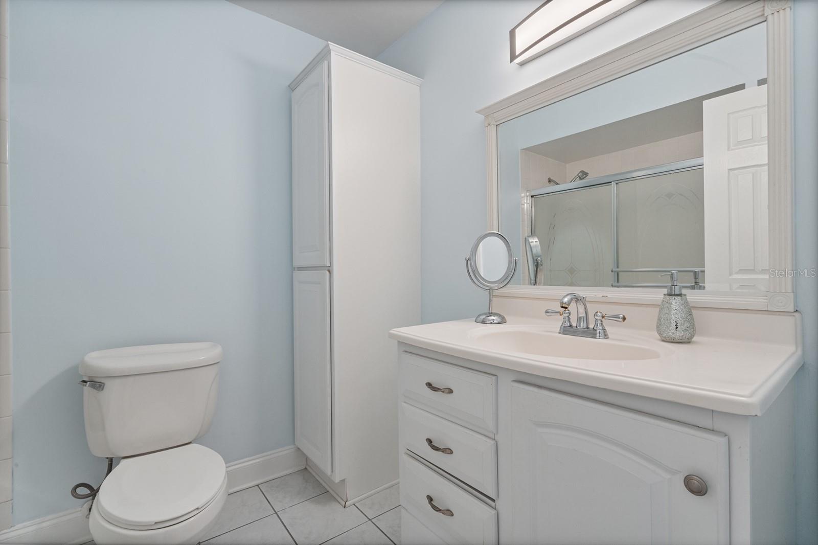 Image 19 of 27 For 1032 Manchester Circle