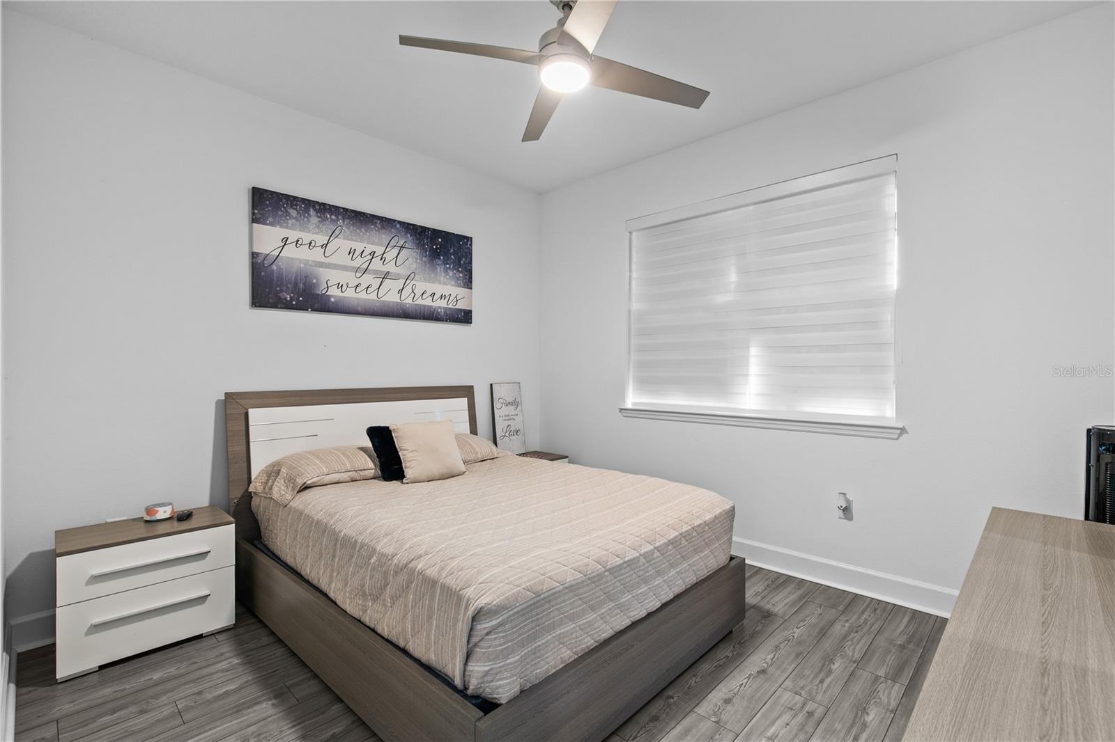 Image 14 of 40 For 11851 Sunsail Avenue