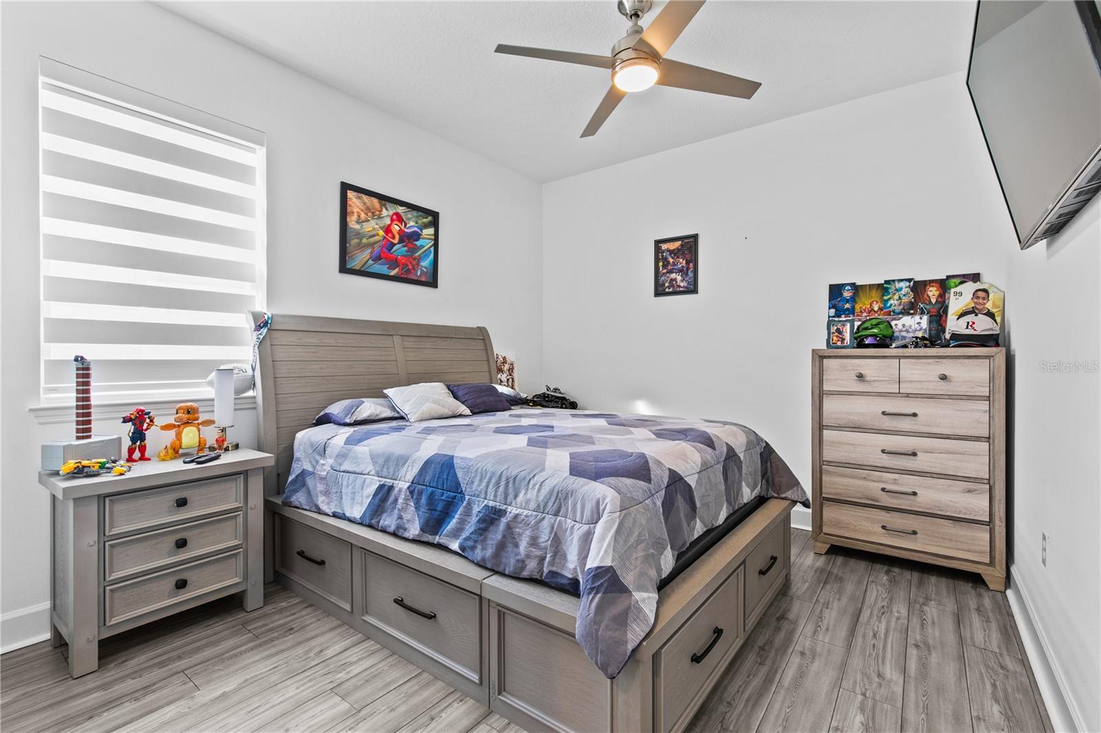 Image 19 of 40 For 11851 Sunsail Avenue