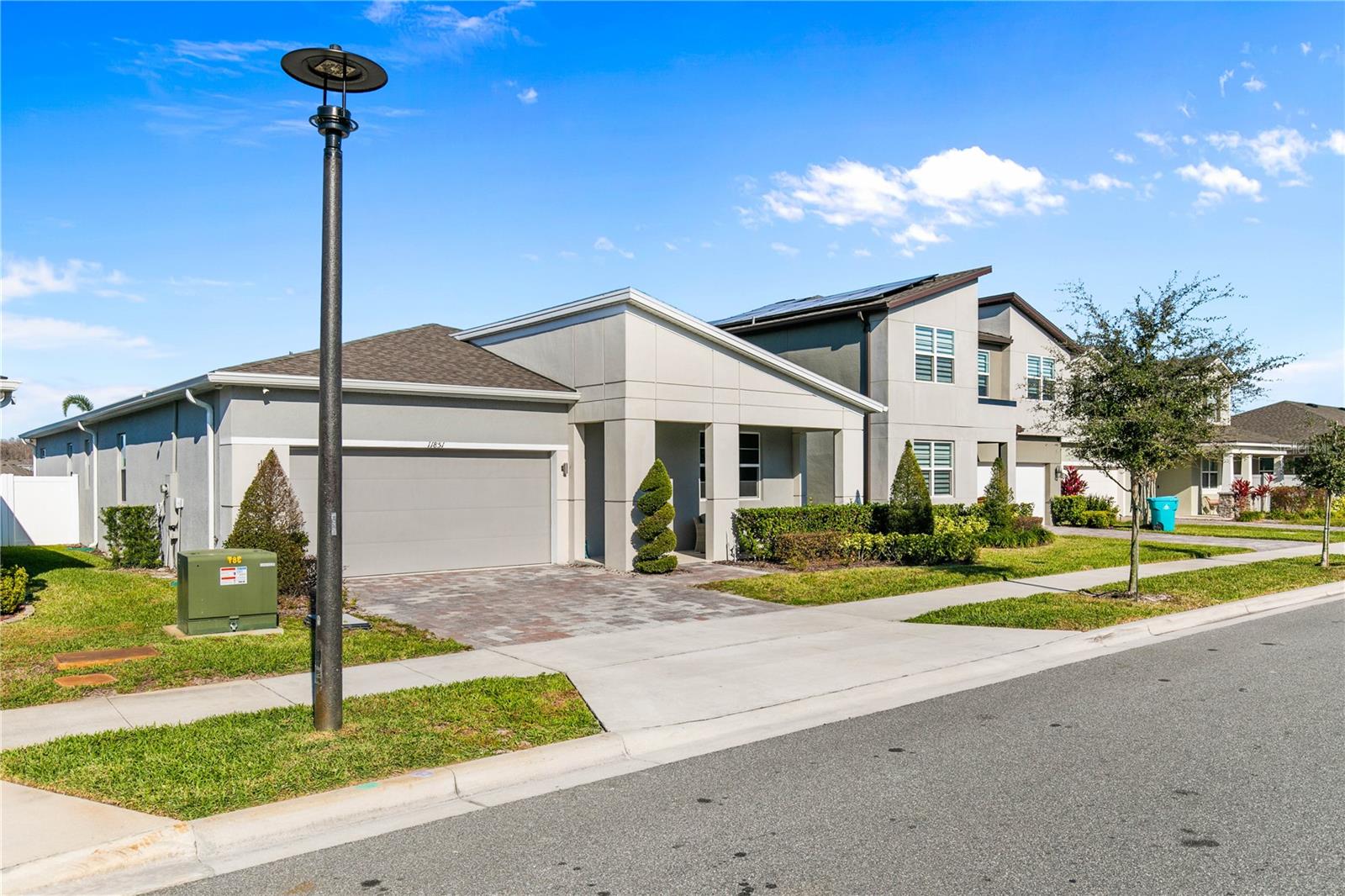 Image 3 of 40 For 11851 Sunsail Avenue