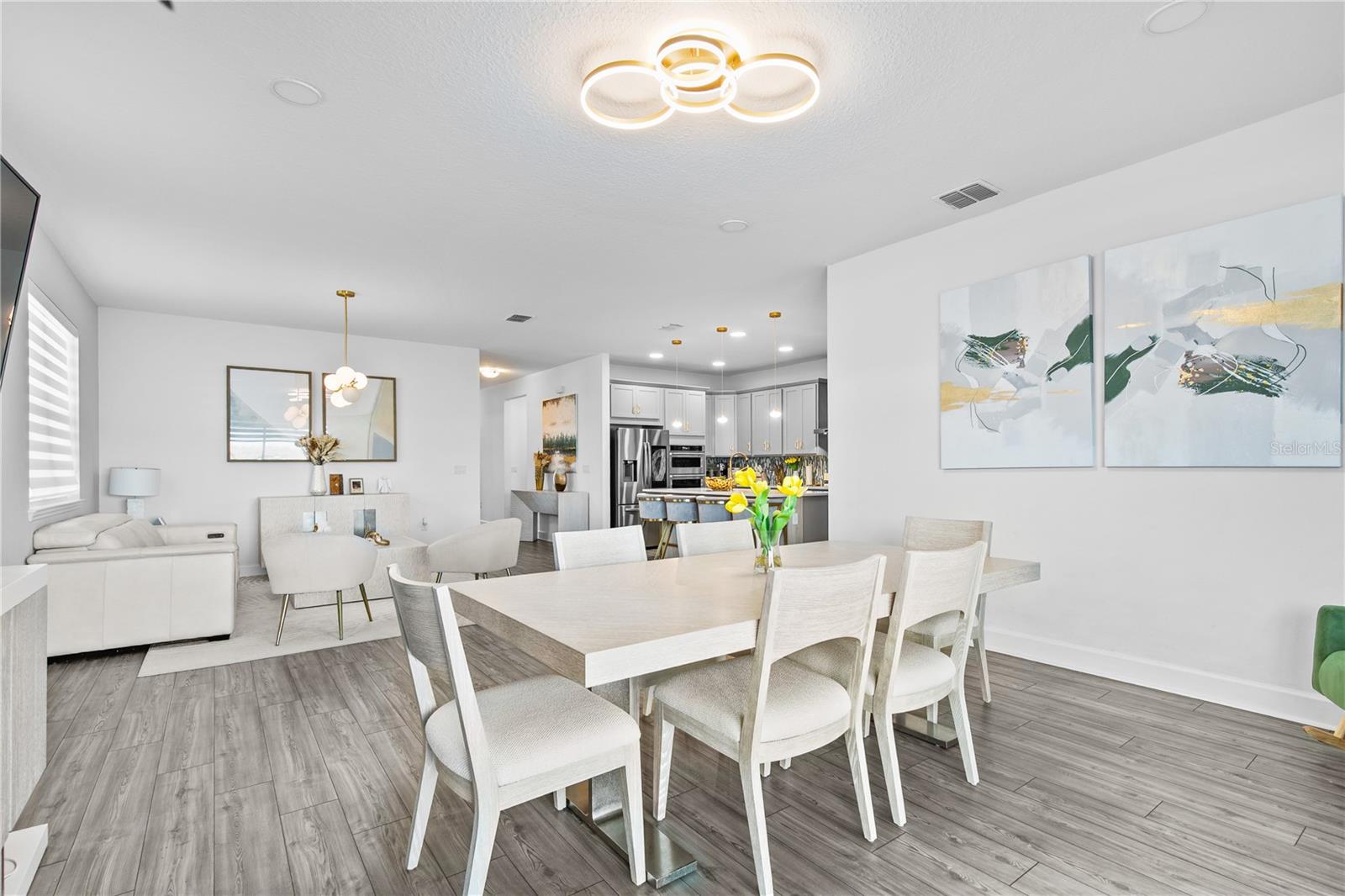 Image 34 of 40 For 11851 Sunsail Avenue