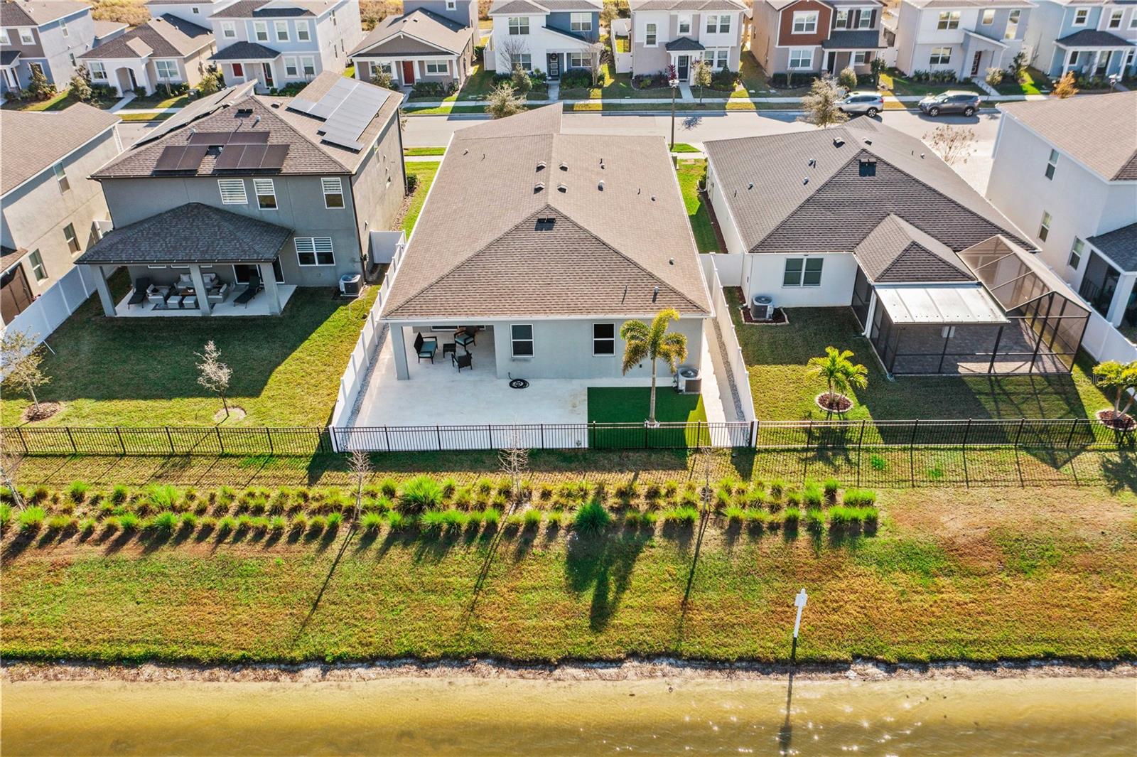 Image 38 of 40 For 11851 Sunsail Avenue