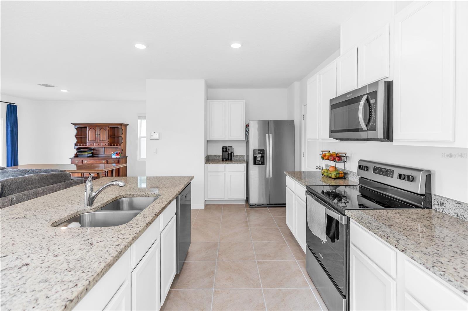 Image 6 of 39 For 3536 Sungrove Circle