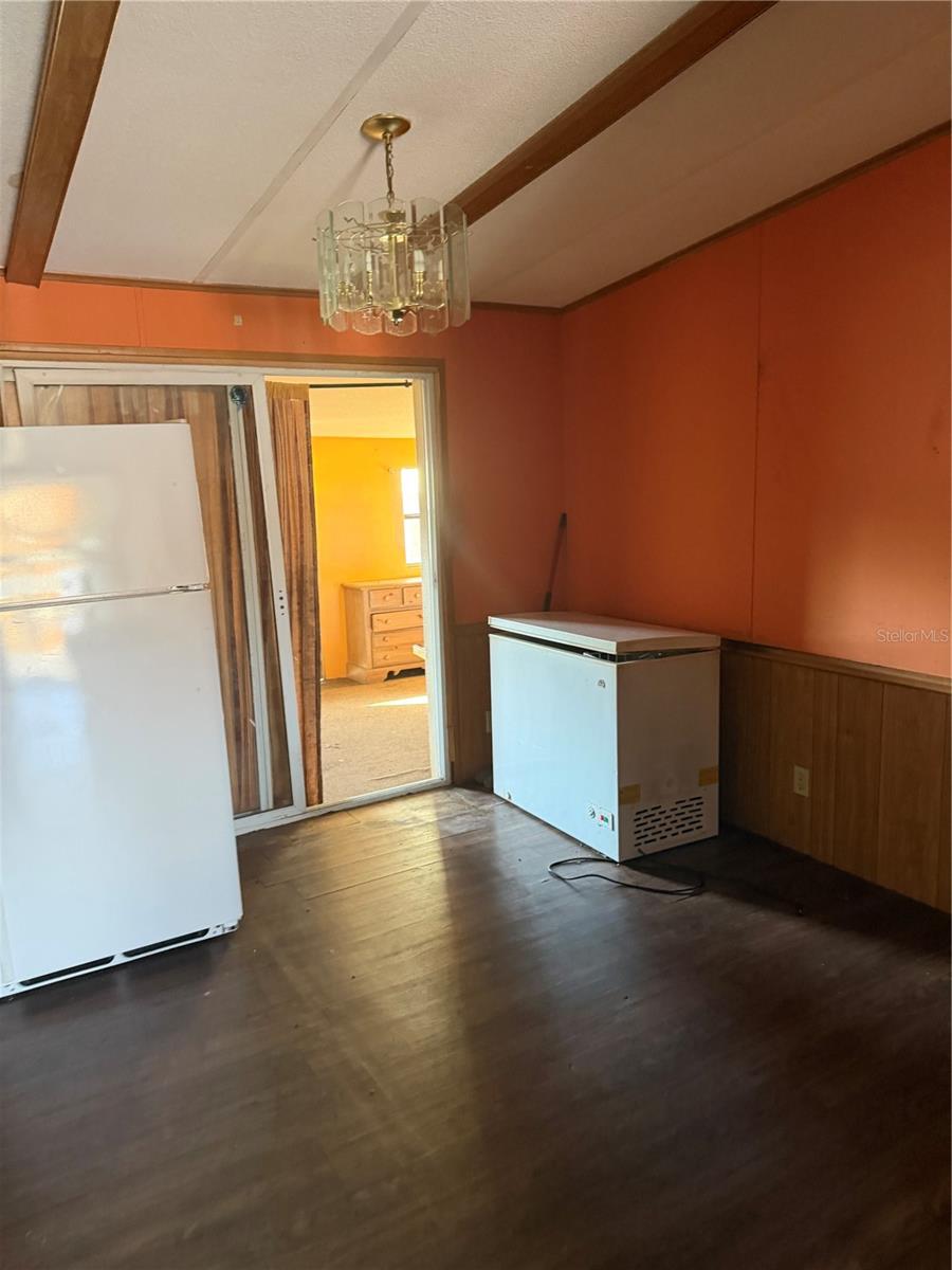 Image 4 of 7 For 7552 Charlin Parkway