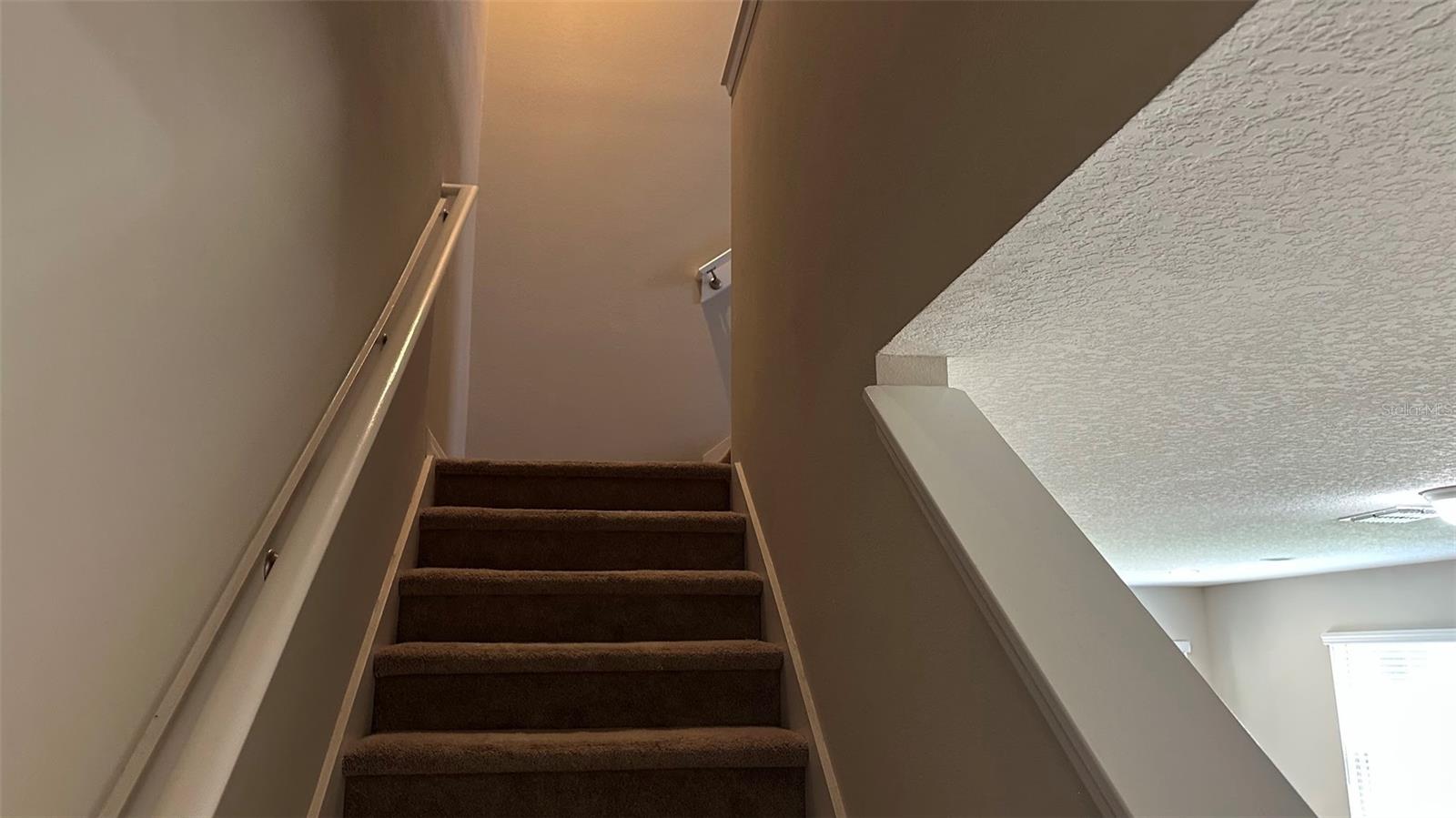 Image 33 of 69 For 12060 White Wave Point