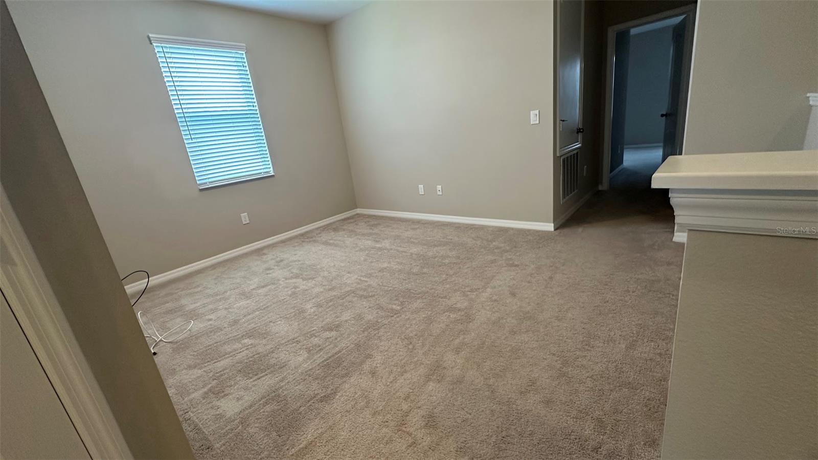 Image 36 of 69 For 12060 White Wave Point