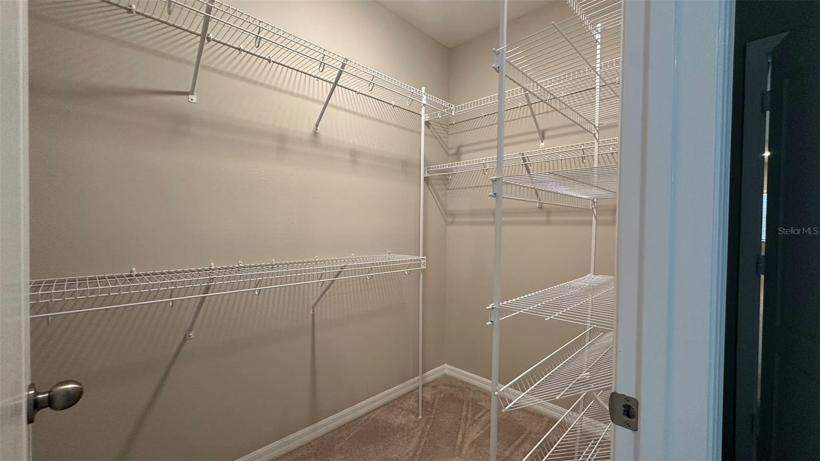 Image 56 of 69 For 12060 White Wave Point