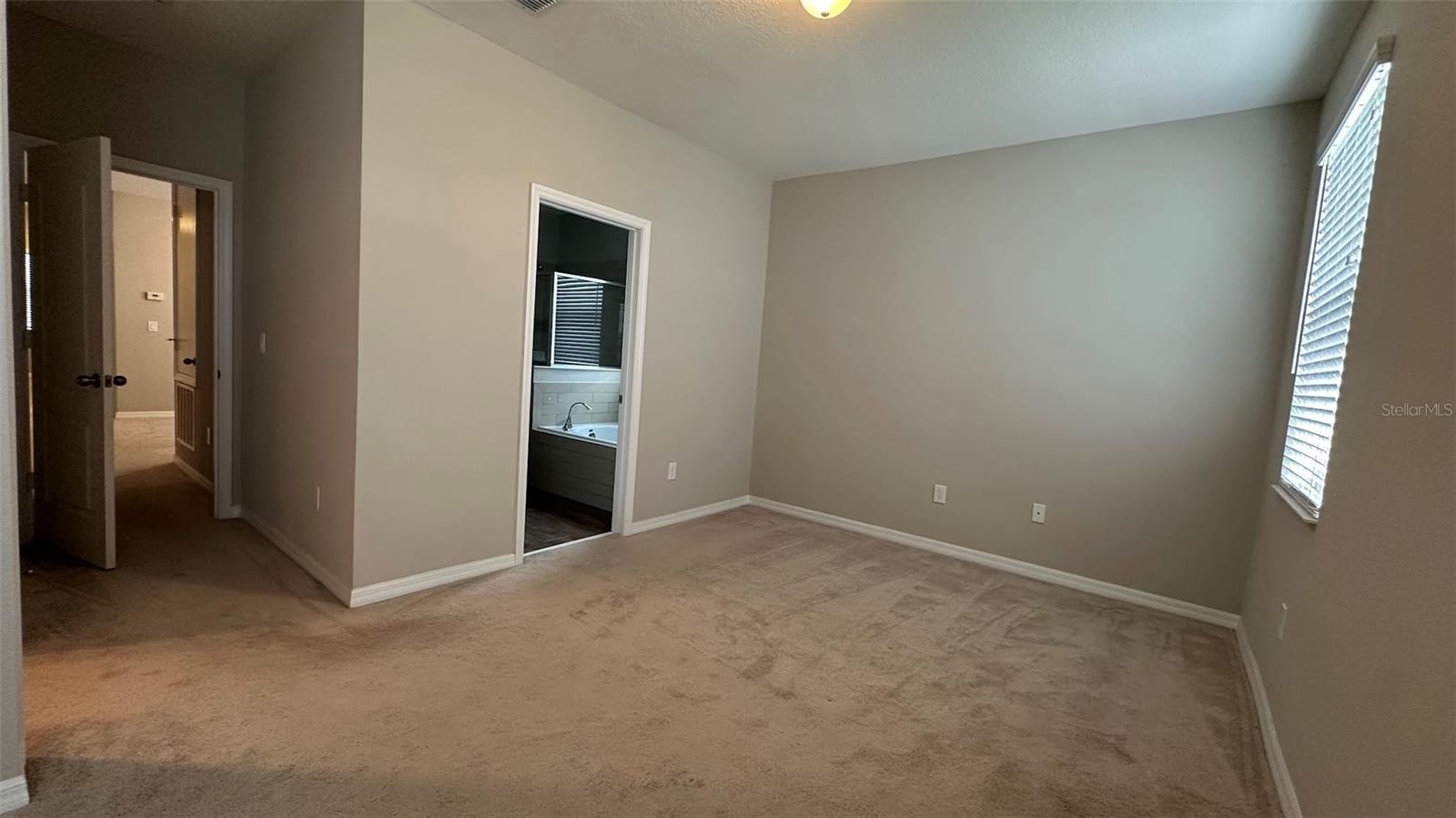 Image 58 of 69 For 12060 White Wave Point