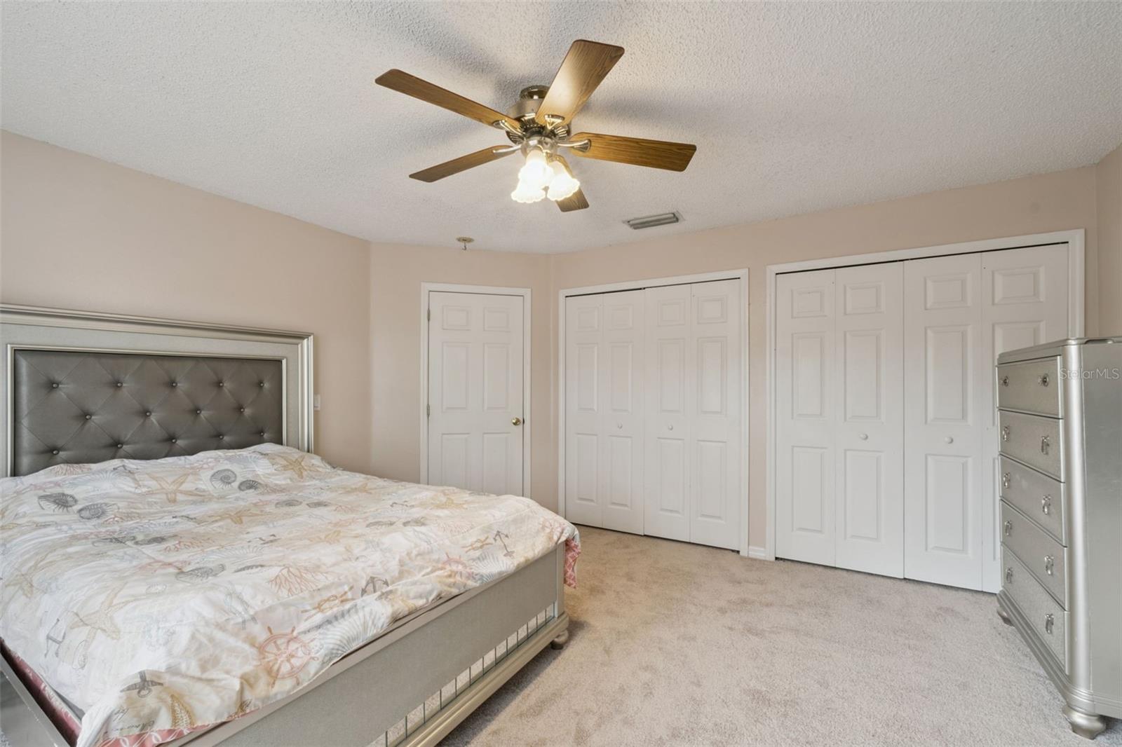 Image 23 of 34 For 367 Hickory Springs Place