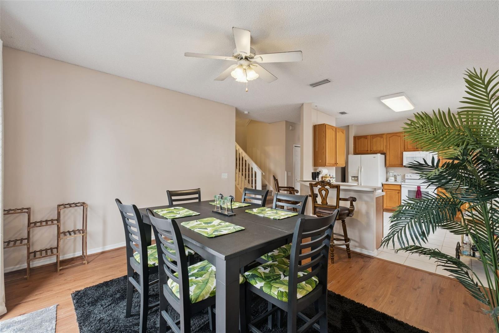 Image 9 of 34 For 367 Hickory Springs Place