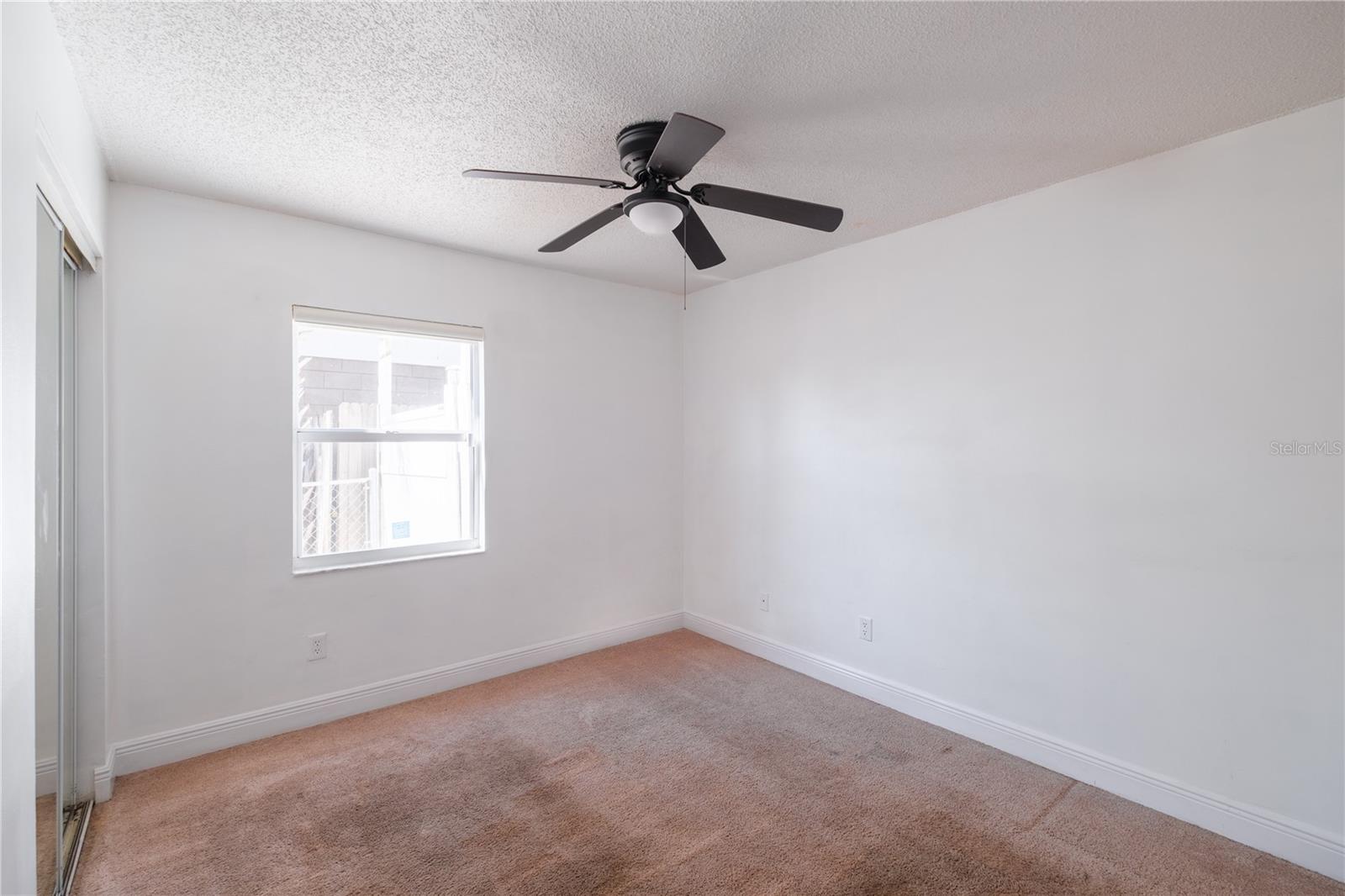 Image 17 of 27 For 107 Citrus Drive