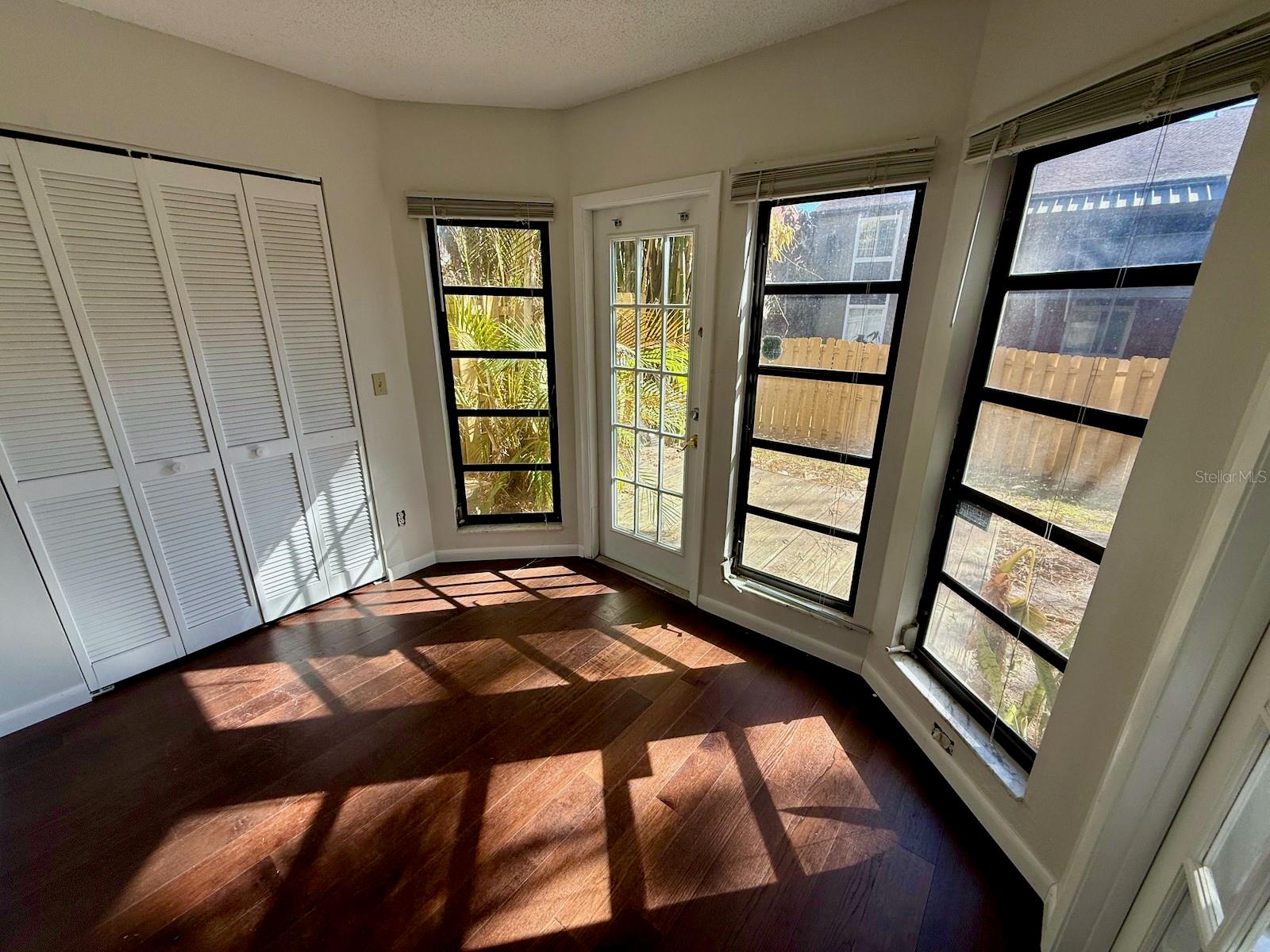 Image 13 of 15 For 4454 Middlebrook Road 4454