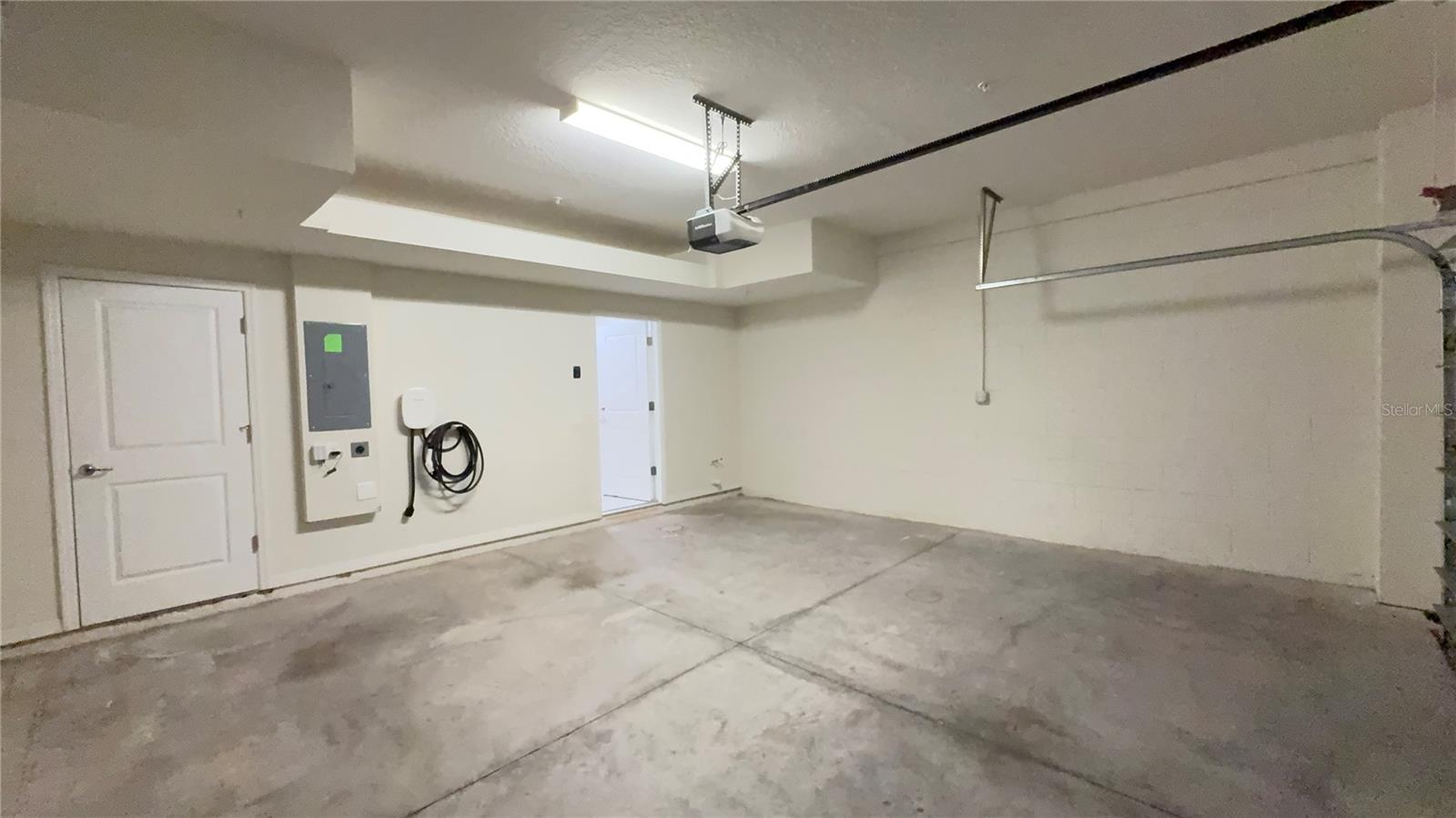 Image 56 of 66 For 588 Piazza Point