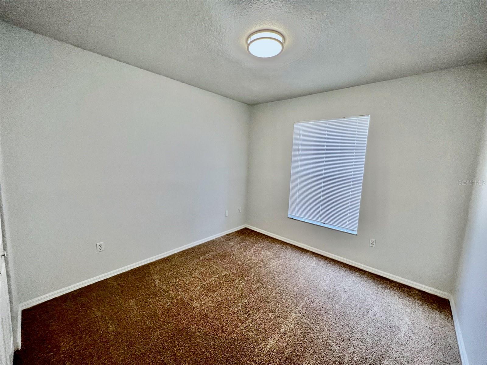 Image 12 of 17 For 5506 Metrowest Boulevard 101