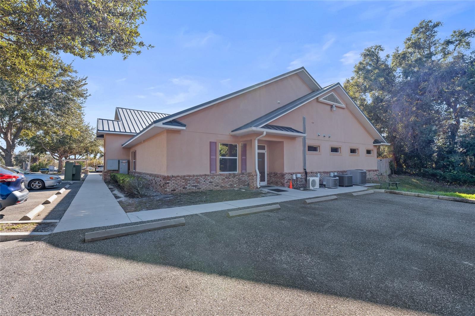 Image 9 of 64 For 3300 Highway 19a