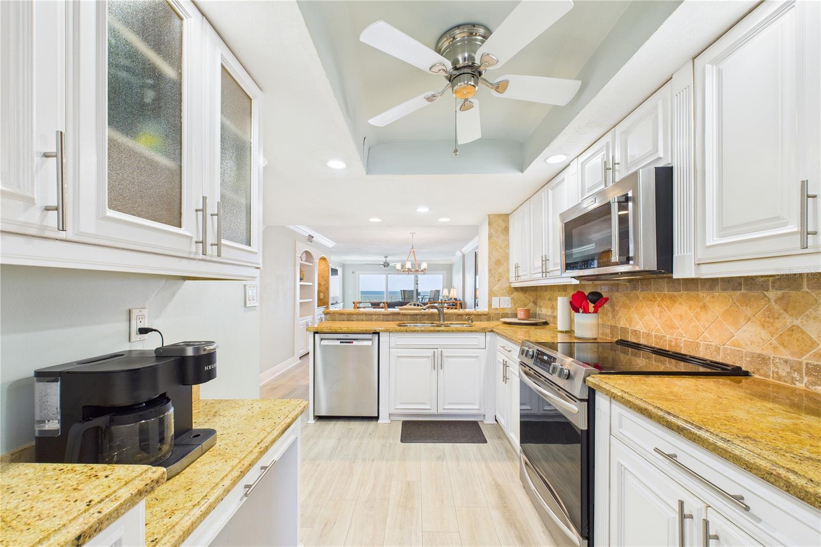 Image 10 of 76 For 2727 Highway A1a  304