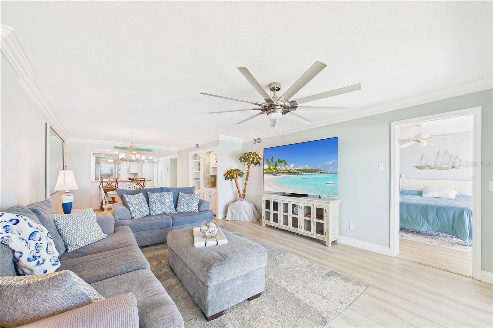 Image 17 of 76 For 2727 Highway A1a  304