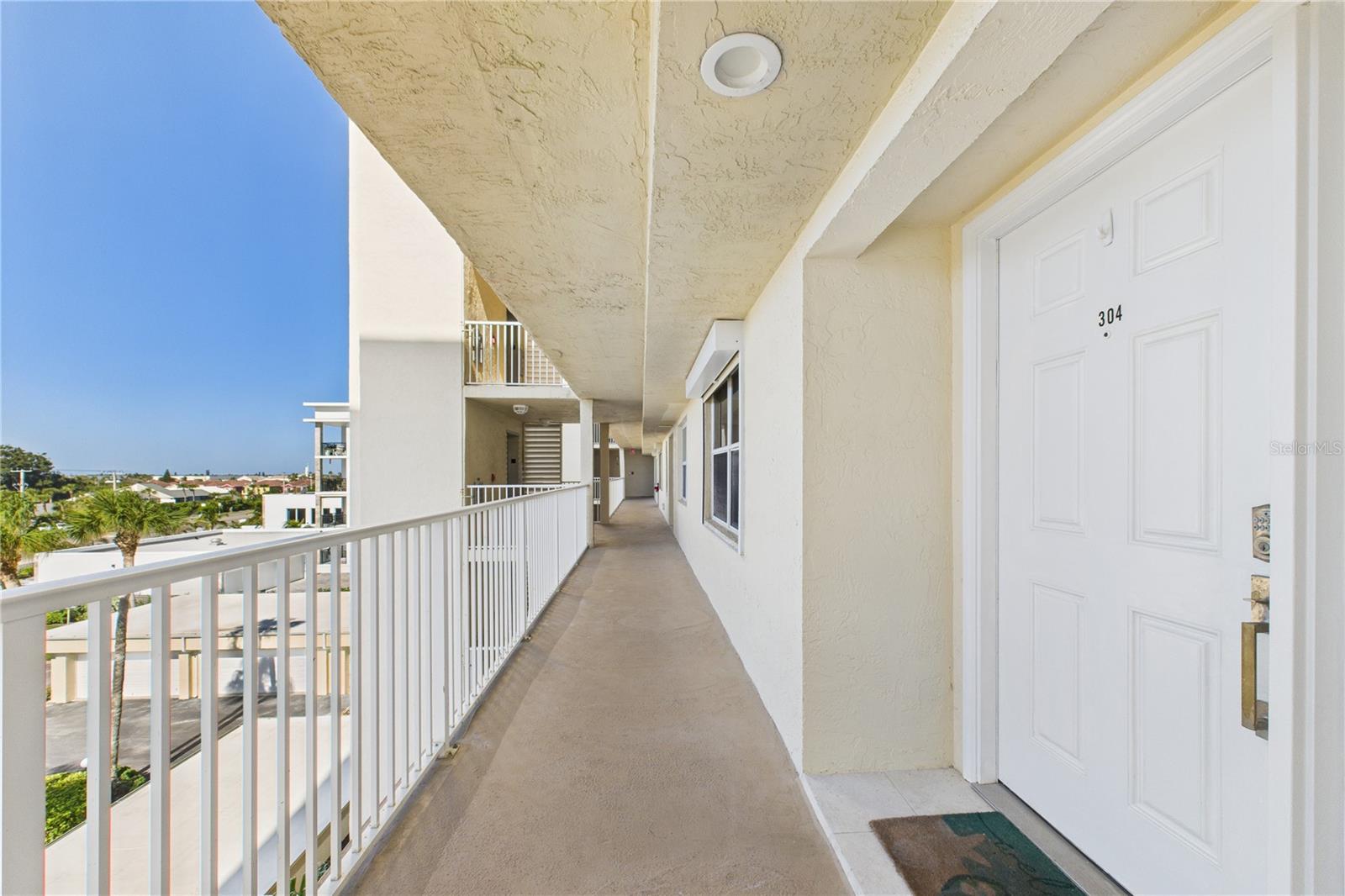 Image 2 of 76 For 2727 Highway A1a  304