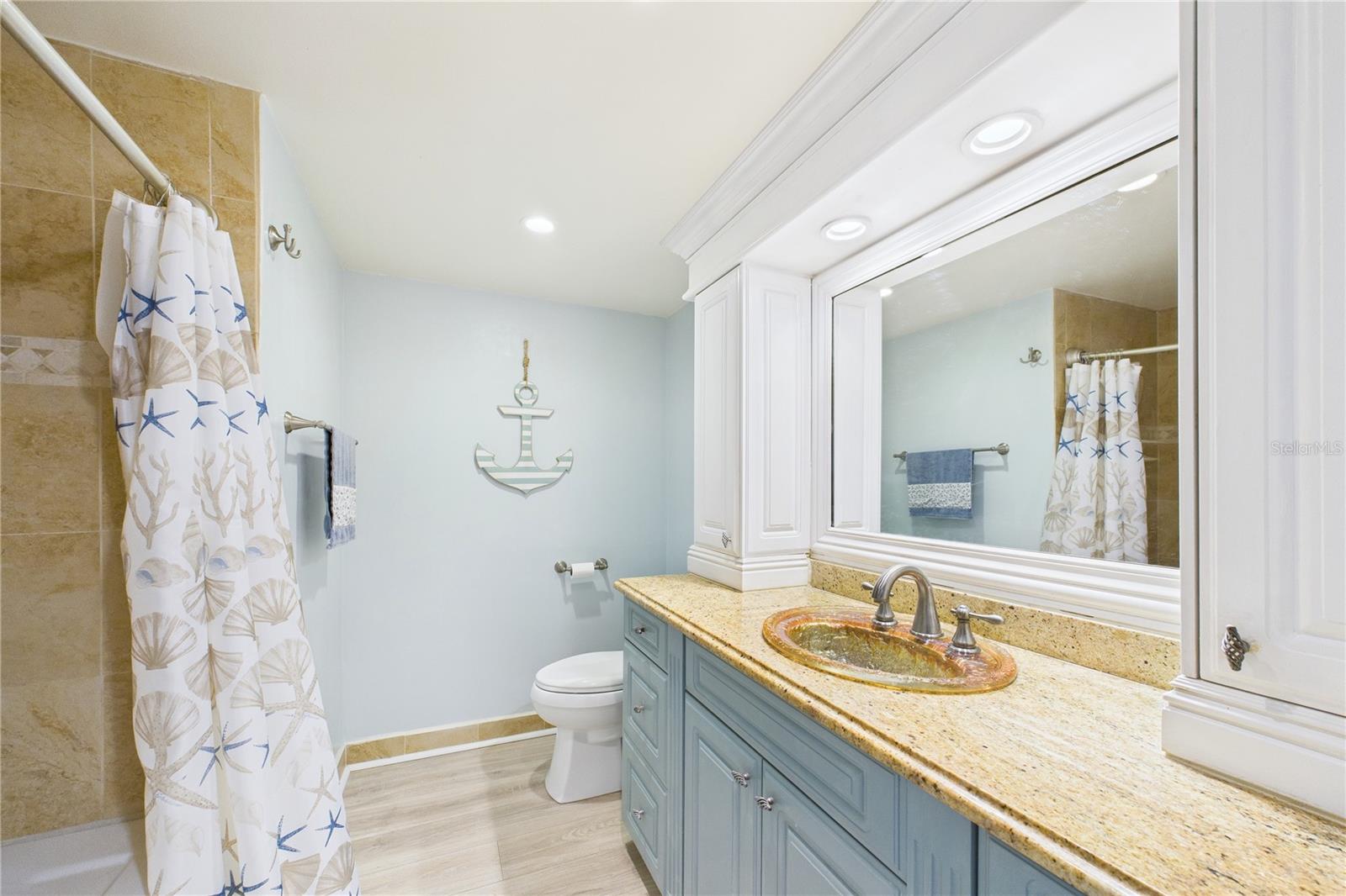 Image 30 of 76 For 2727 Highway A1a  304