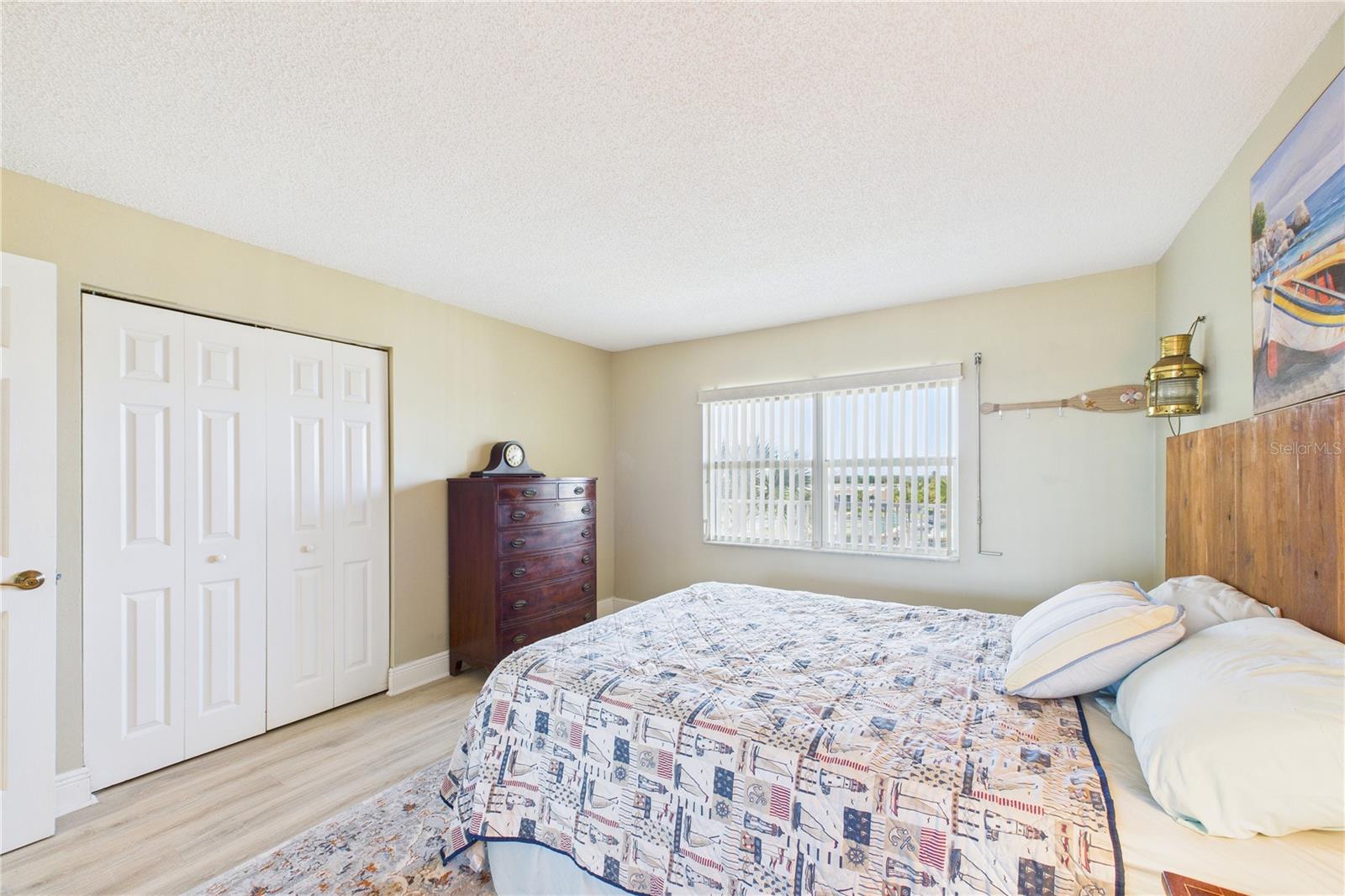 Image 36 of 76 For 2727 Highway A1a  304