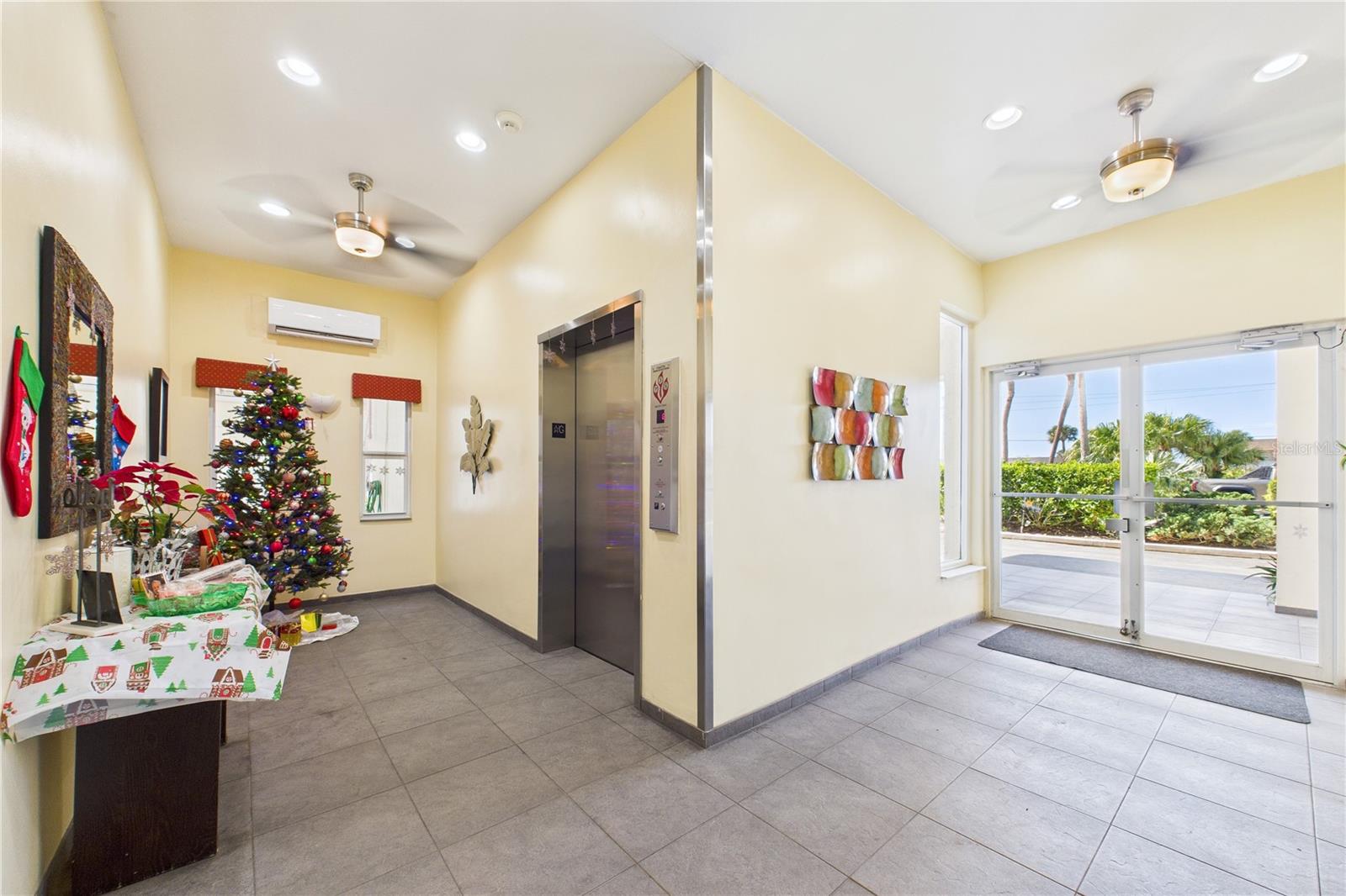 Image 43 of 76 For 2727 Highway A1a  304