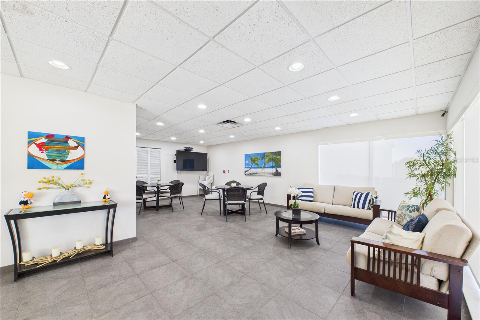 Image 45 of 76 For 2727 Highway A1a  304