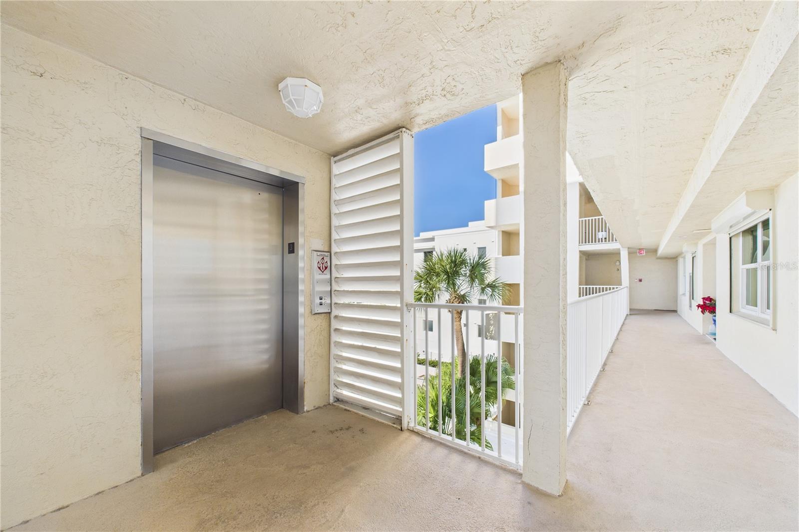 Image 52 of 76 For 2727 Highway A1a  304