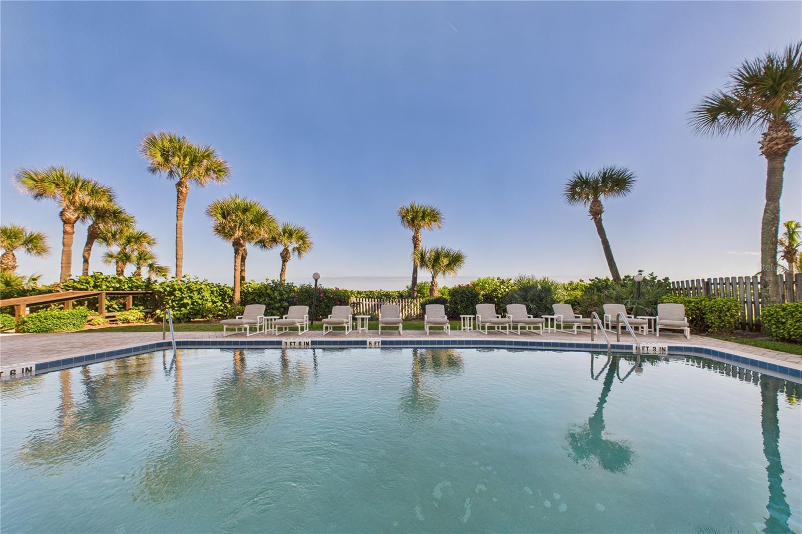 Image 55 of 76 For 2727 Highway A1a  304