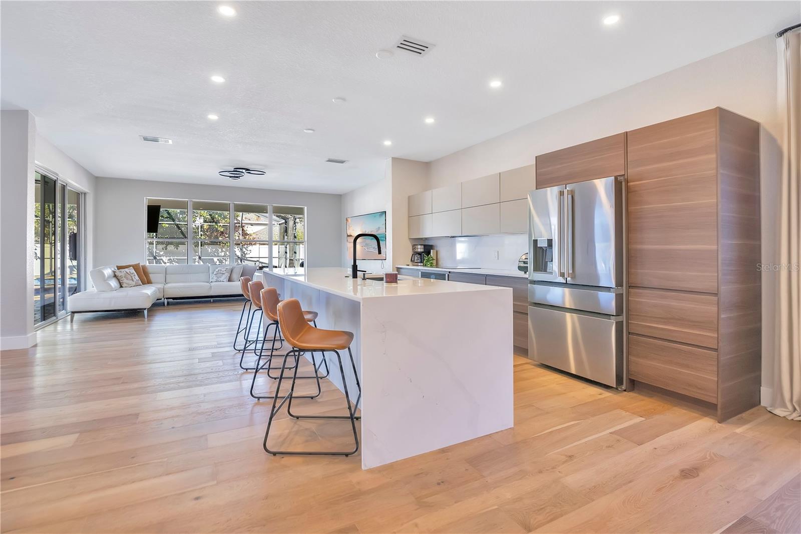 Image 14 of 53 For 13263 Strode Lane