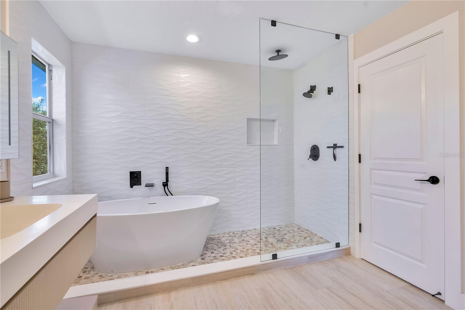 Image 28 of 53 For 13263 Strode Lane