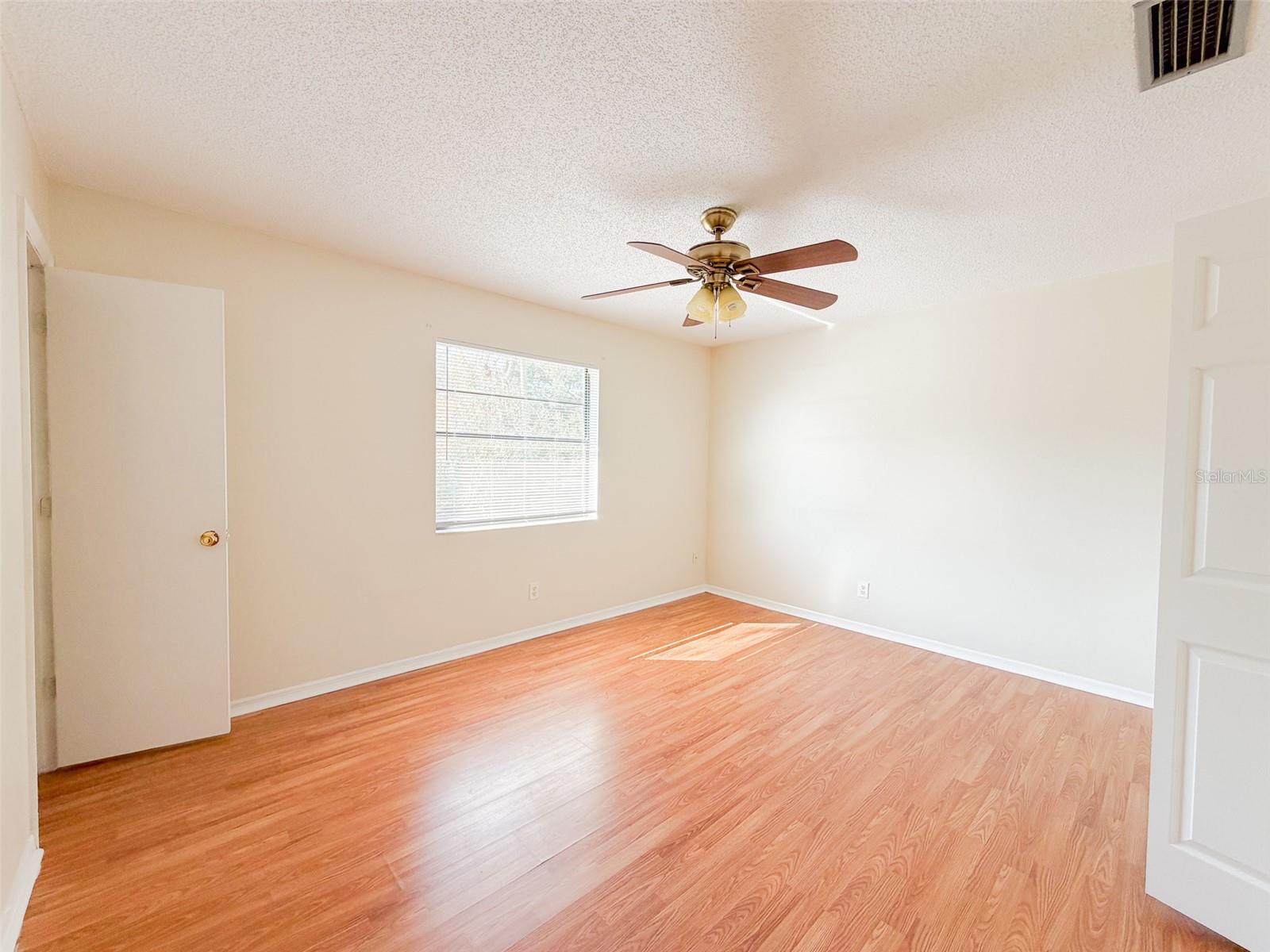 Image 16 of 30 For 2017 Kelley Avenue