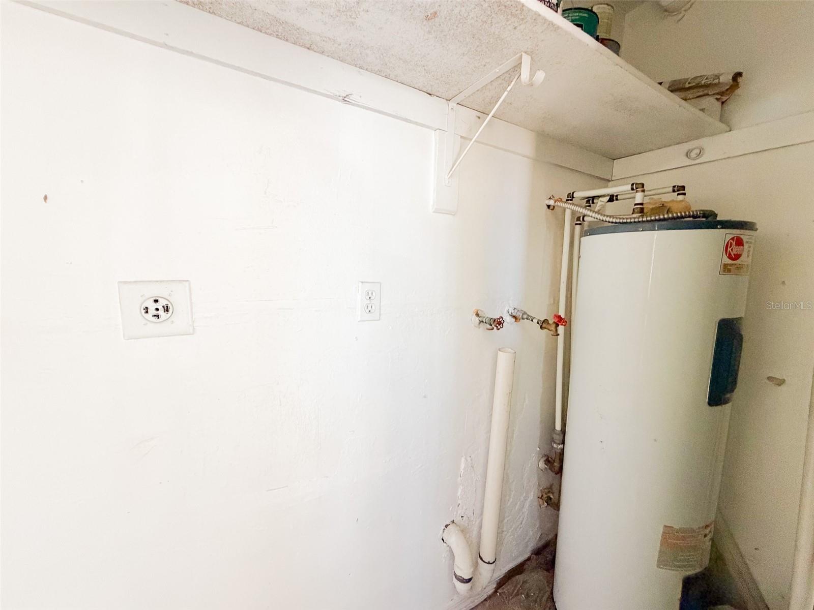 Image 27 of 30 For 2017 Kelley Avenue