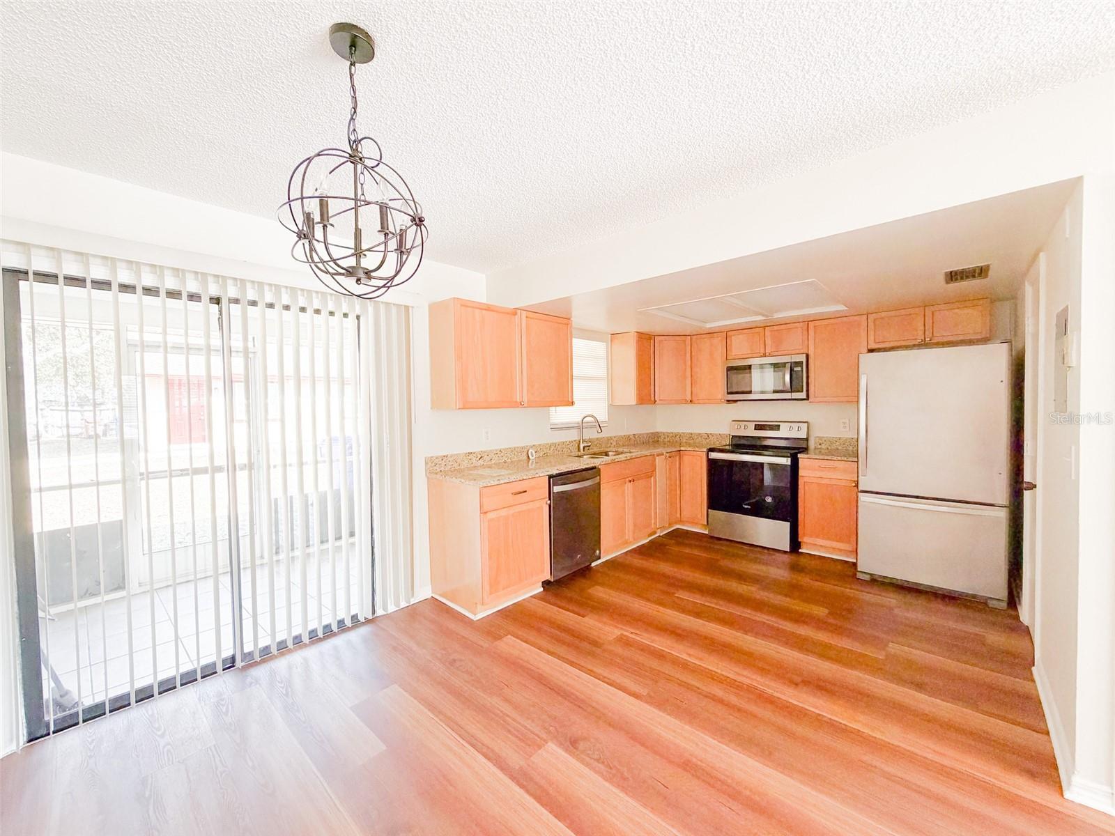 Image 9 of 30 For 2017 Kelley Avenue