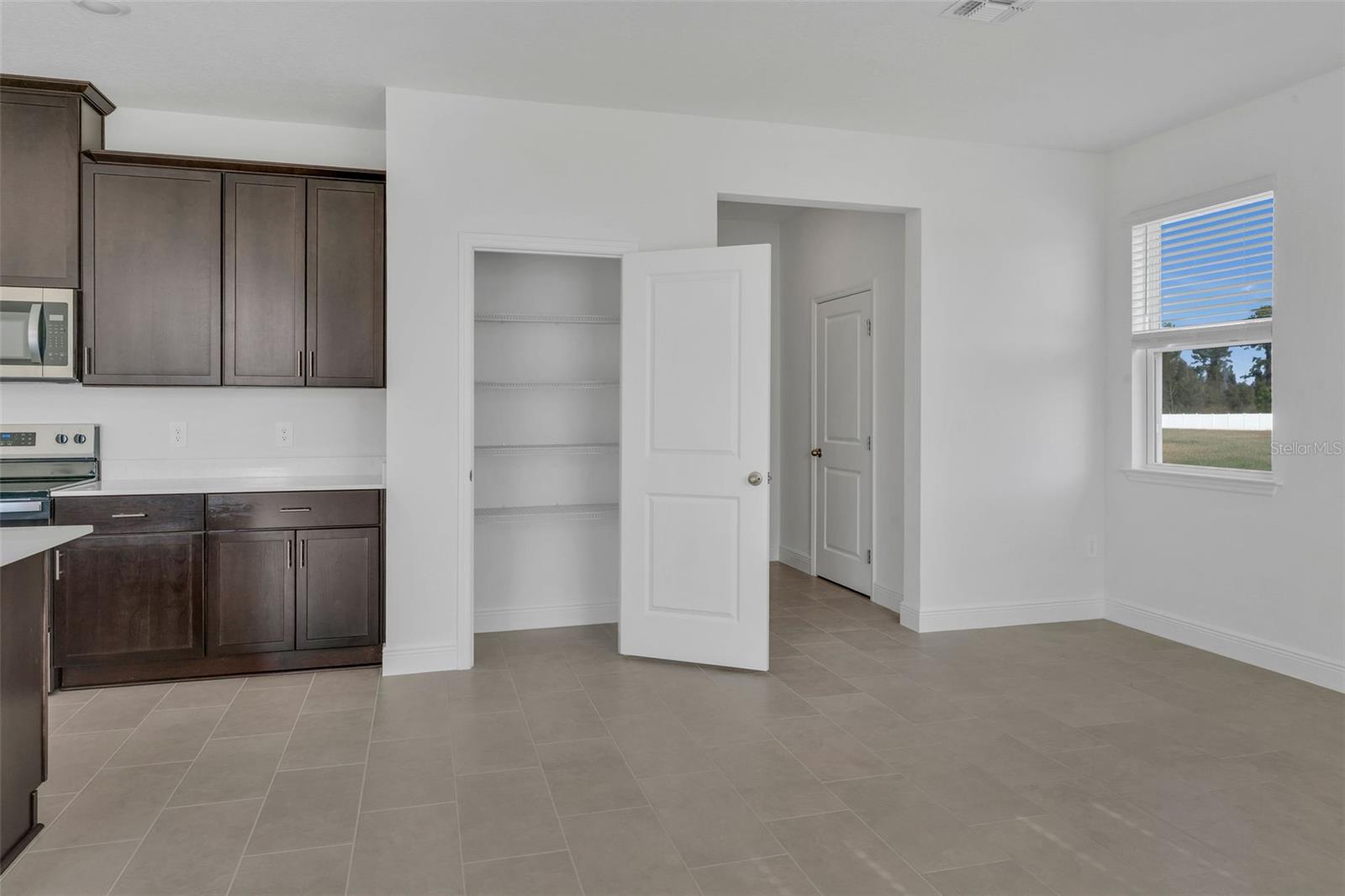 Image 10 of 35 For 1848 Archer Drive