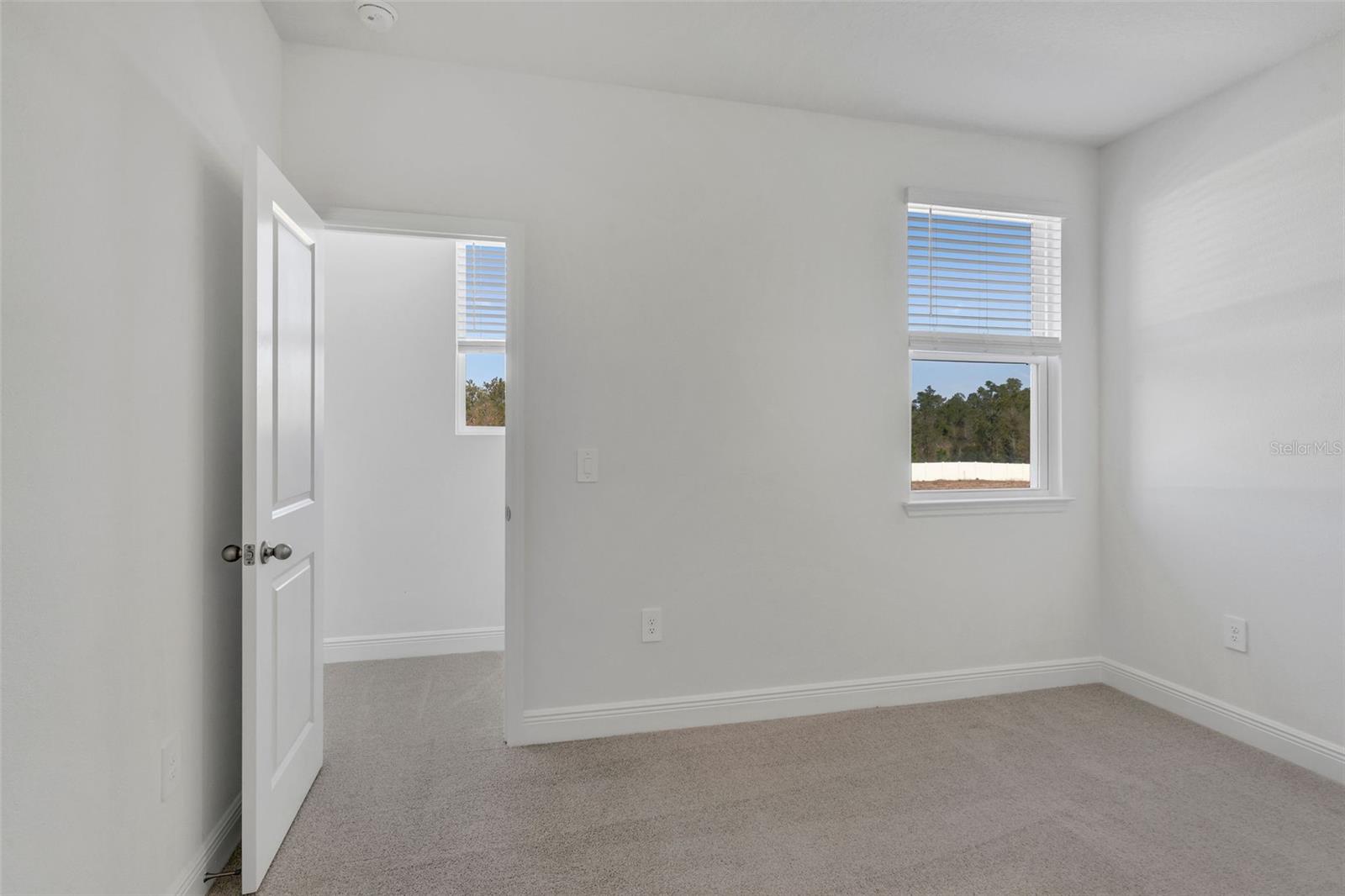 Image 18 of 34 For 1852 Archer Drive