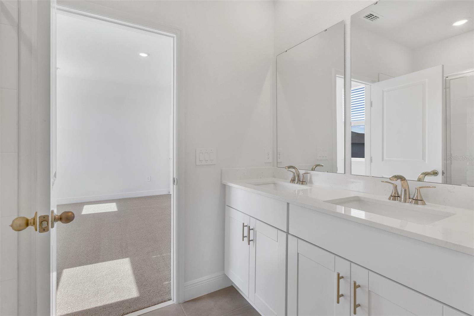 Image 34 of 34 For 1852 Archer Drive