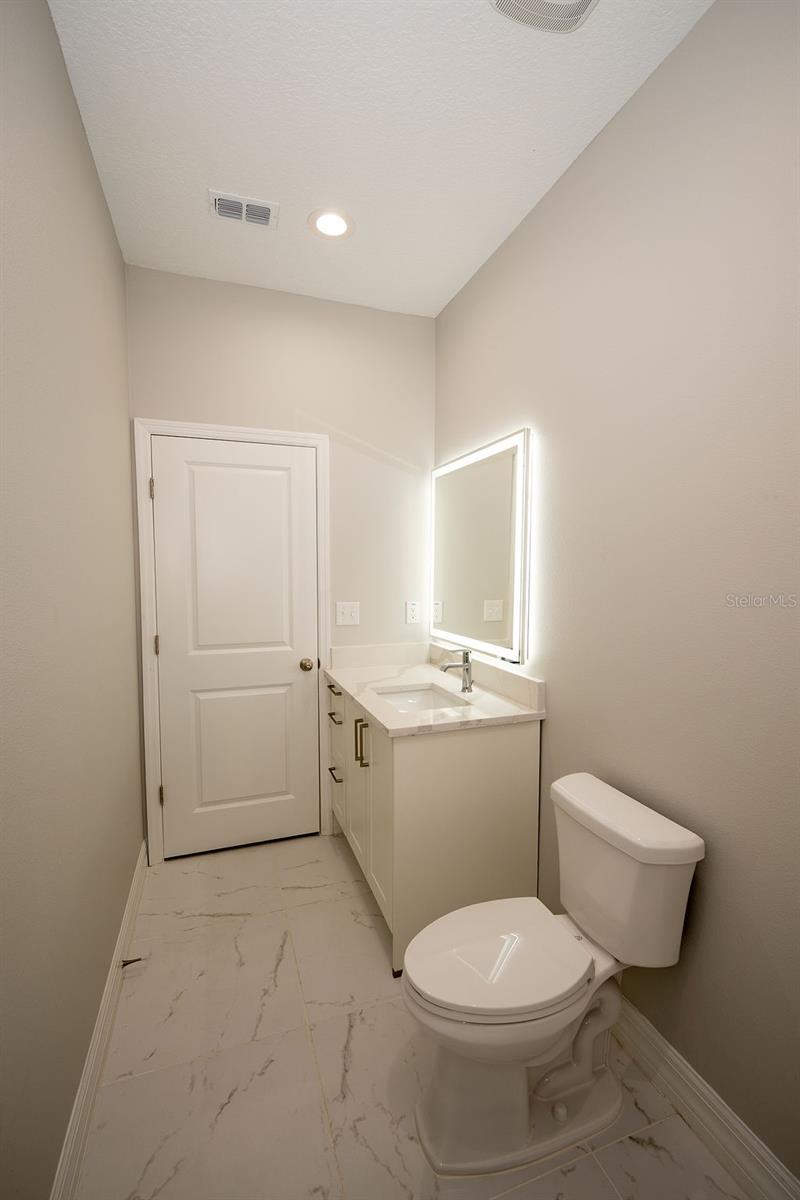 Image 14 of 53 For 2390 9th Avenue