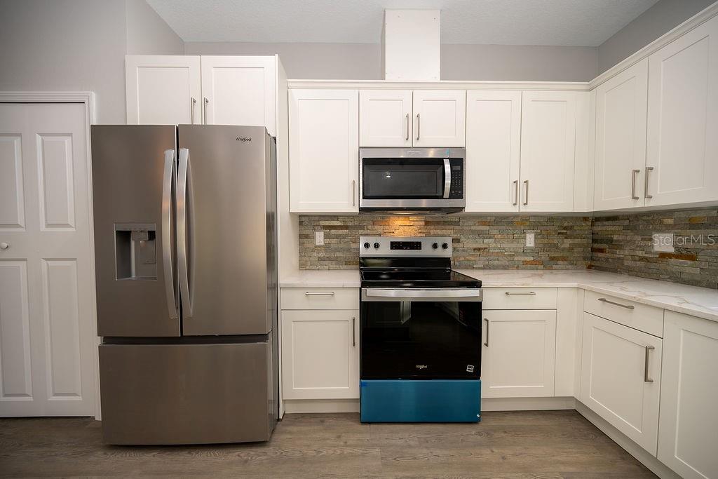 Image 41 of 53 For 2390 9th Avenue