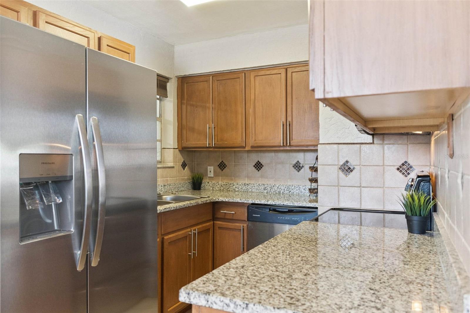 Image 11 of 36 For 309 Lafayette Street